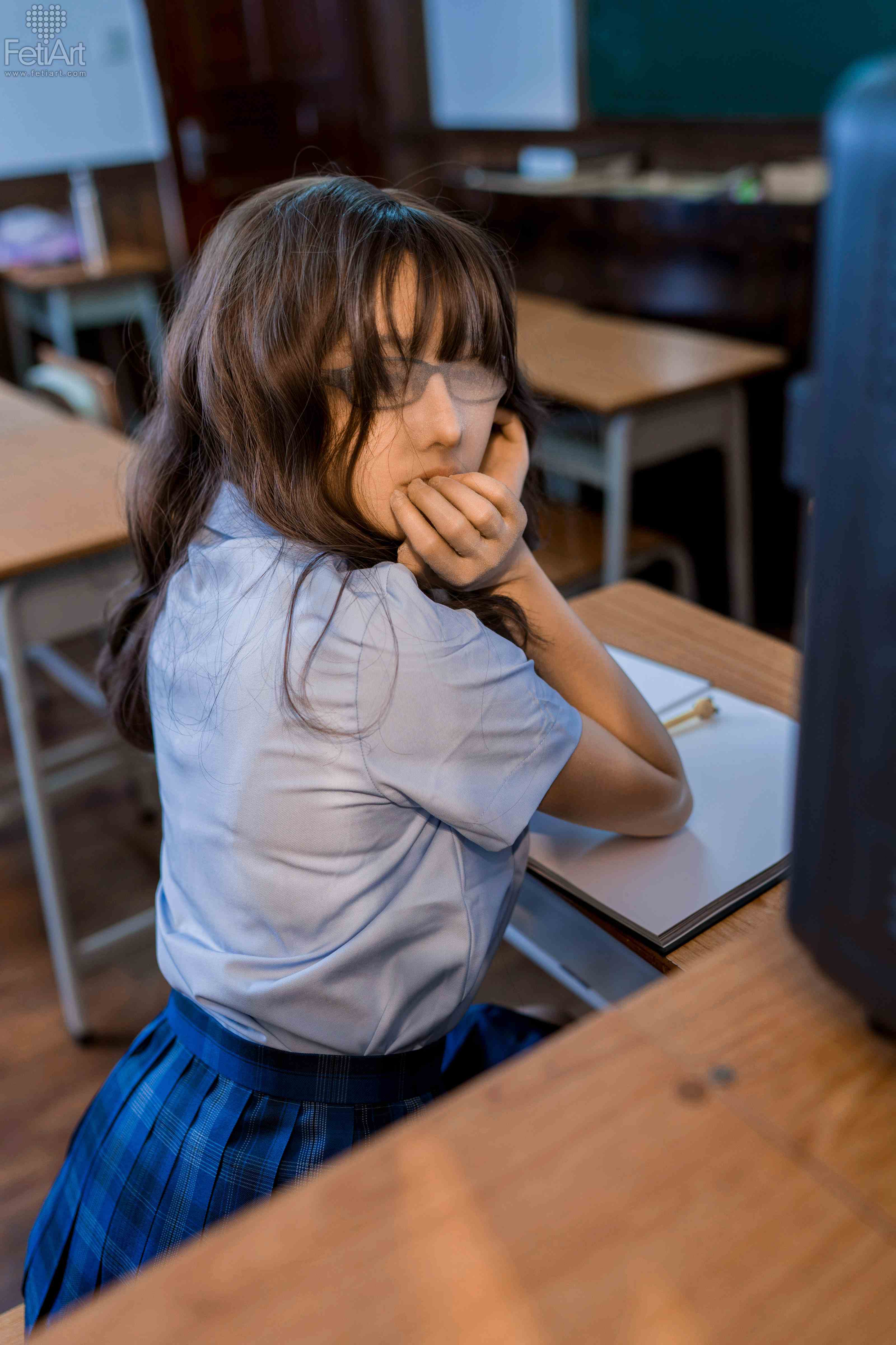 China Beauty Legs and feet 1091