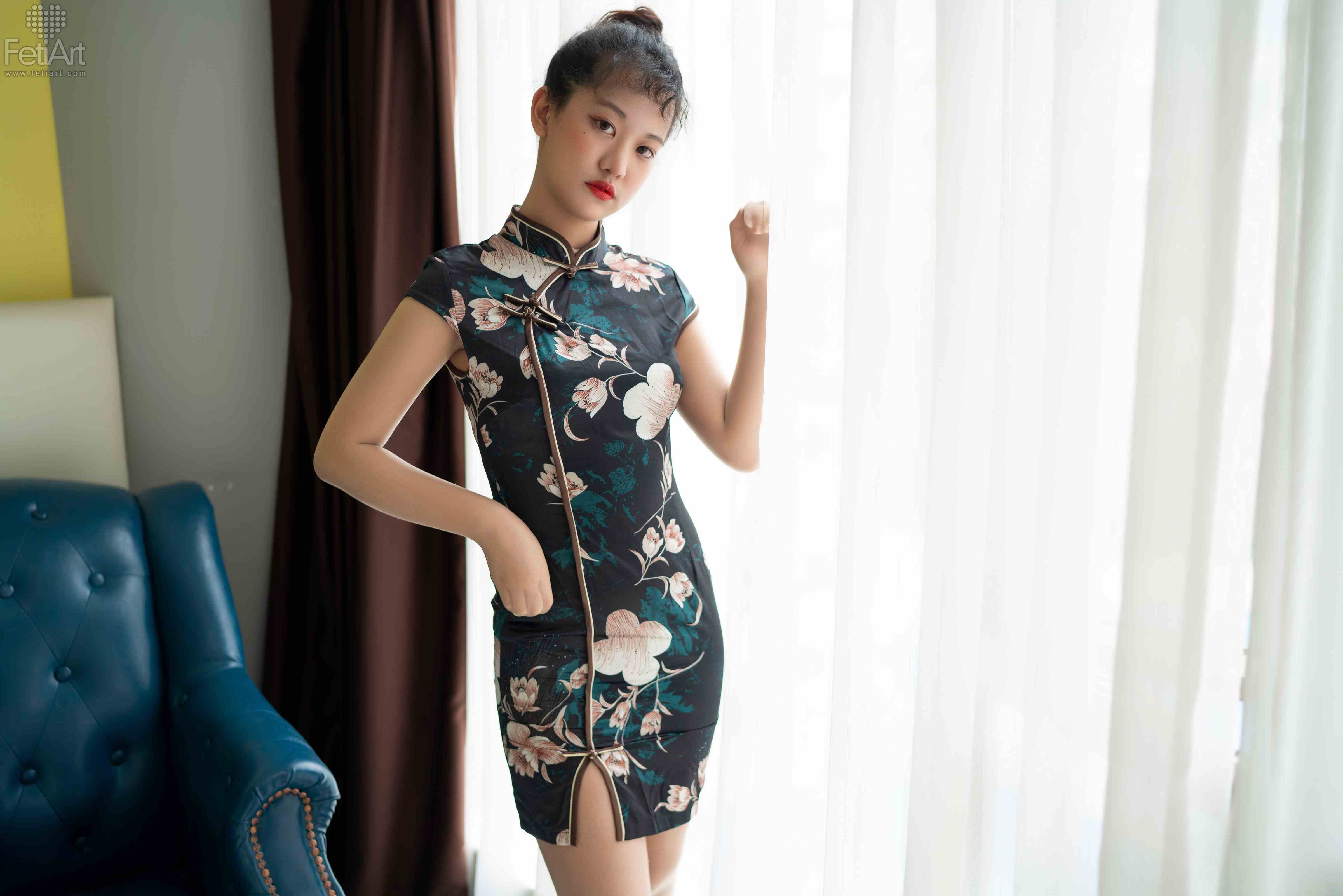 China Beauty Legs and feet 1096