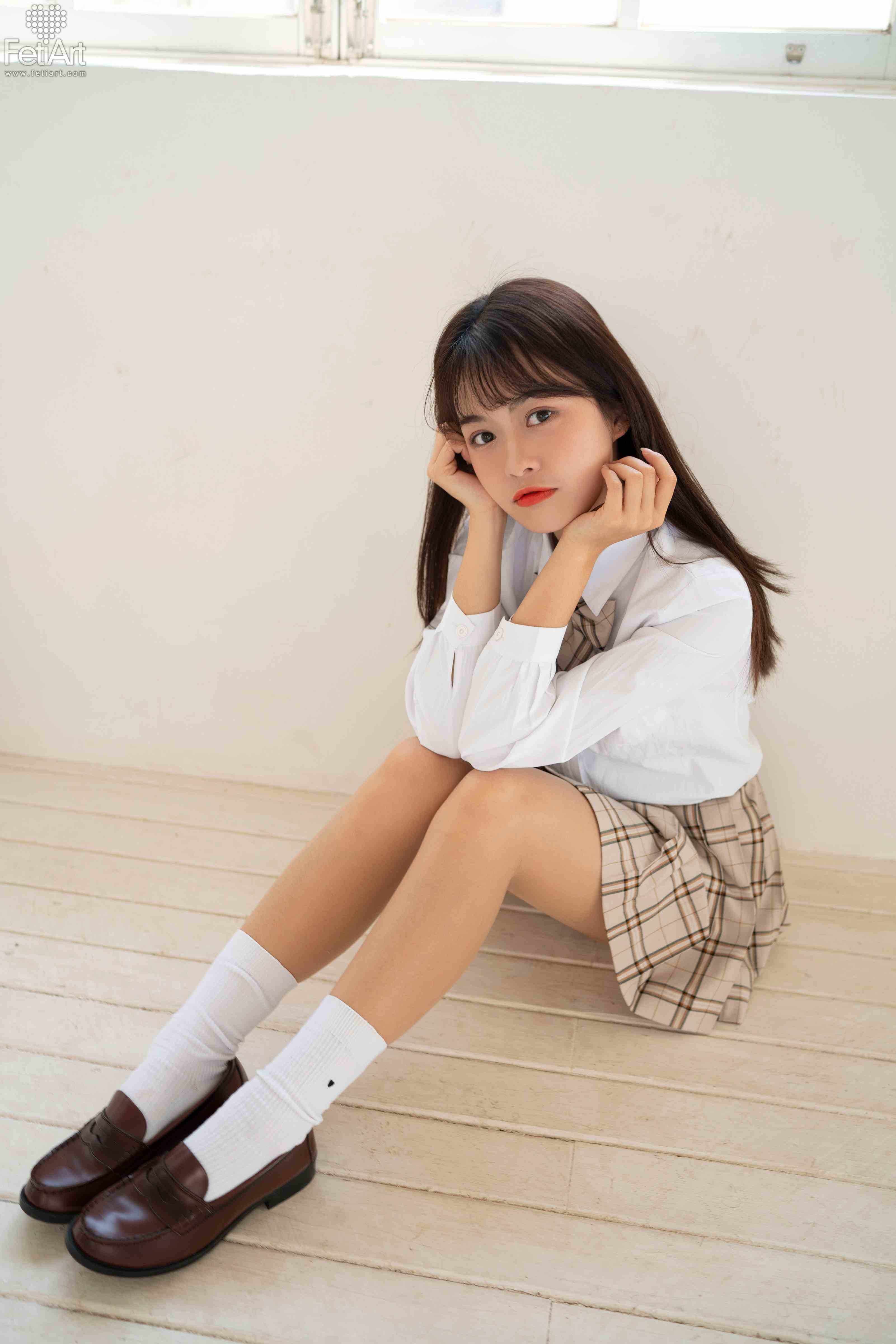 China Beauty Legs and feet 1099