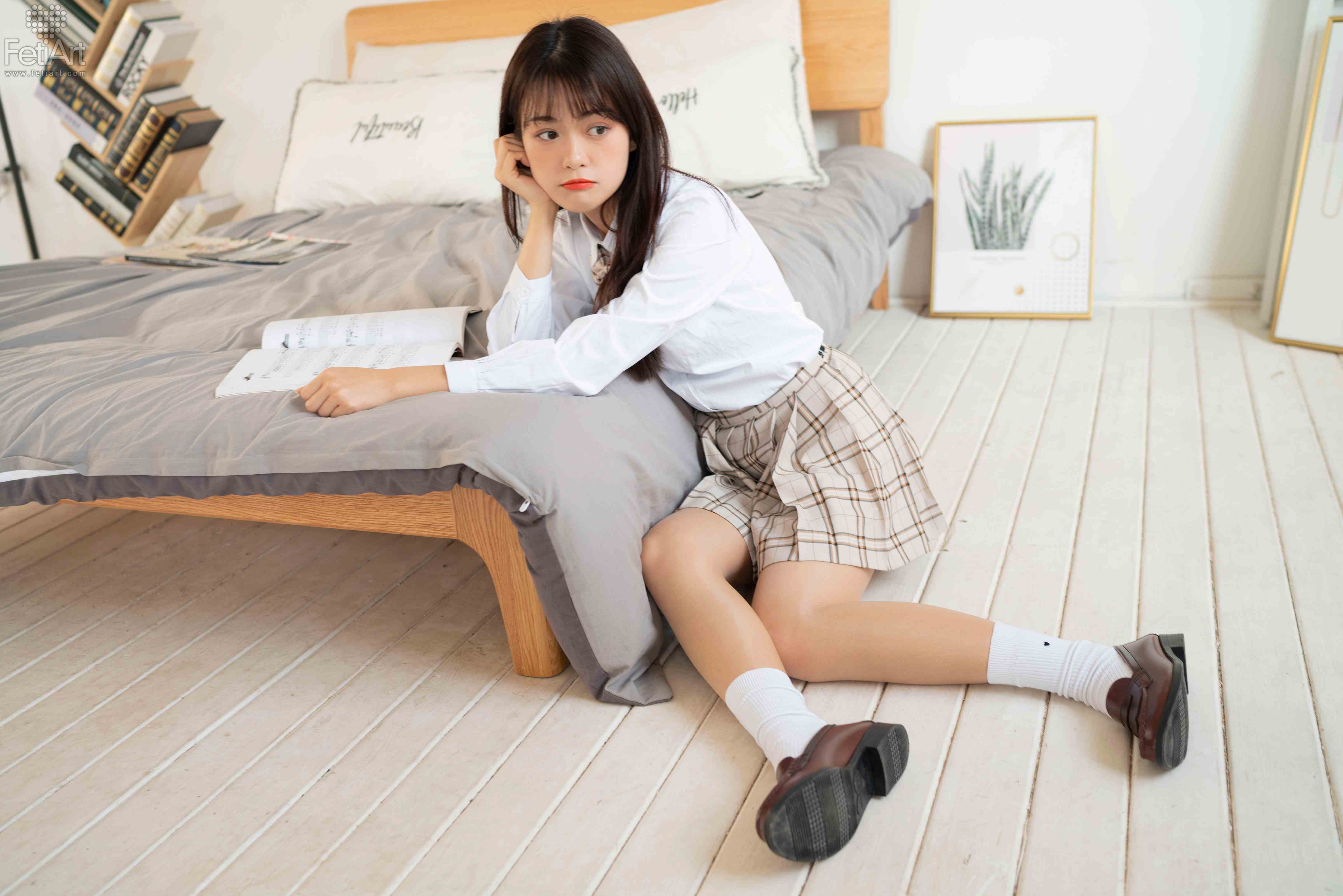 China Beauty Legs and feet 1099