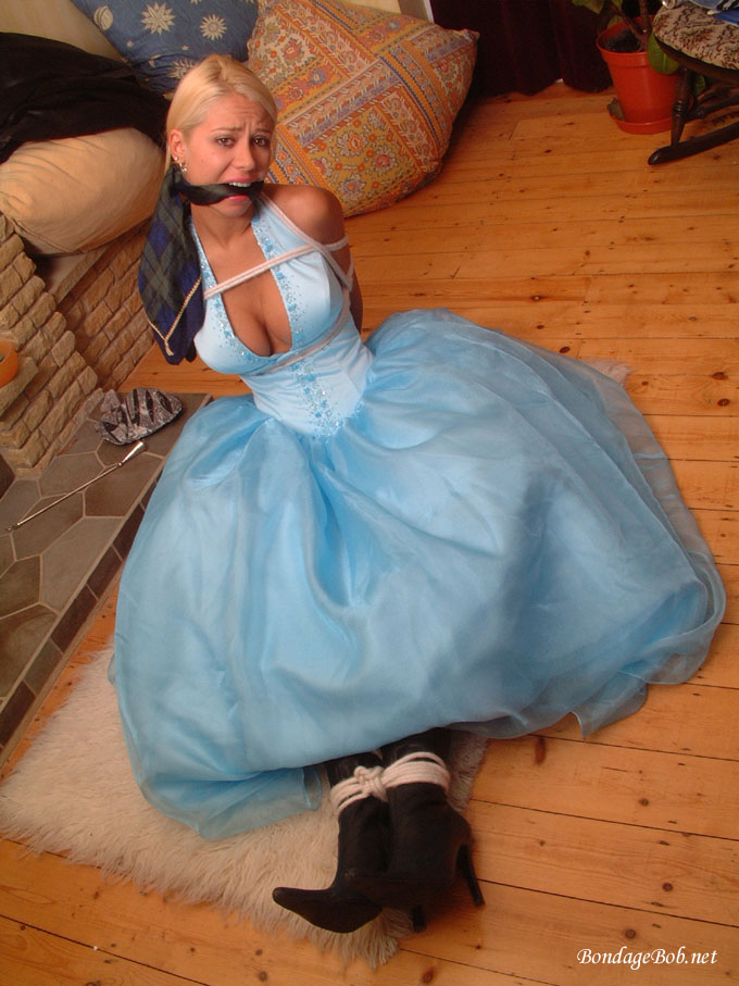 Tied Sexy Beauties 373-1