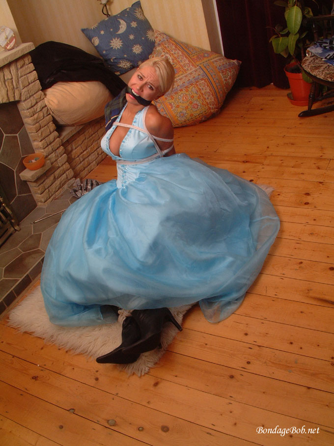 Tied Sexy Beauties 373-1