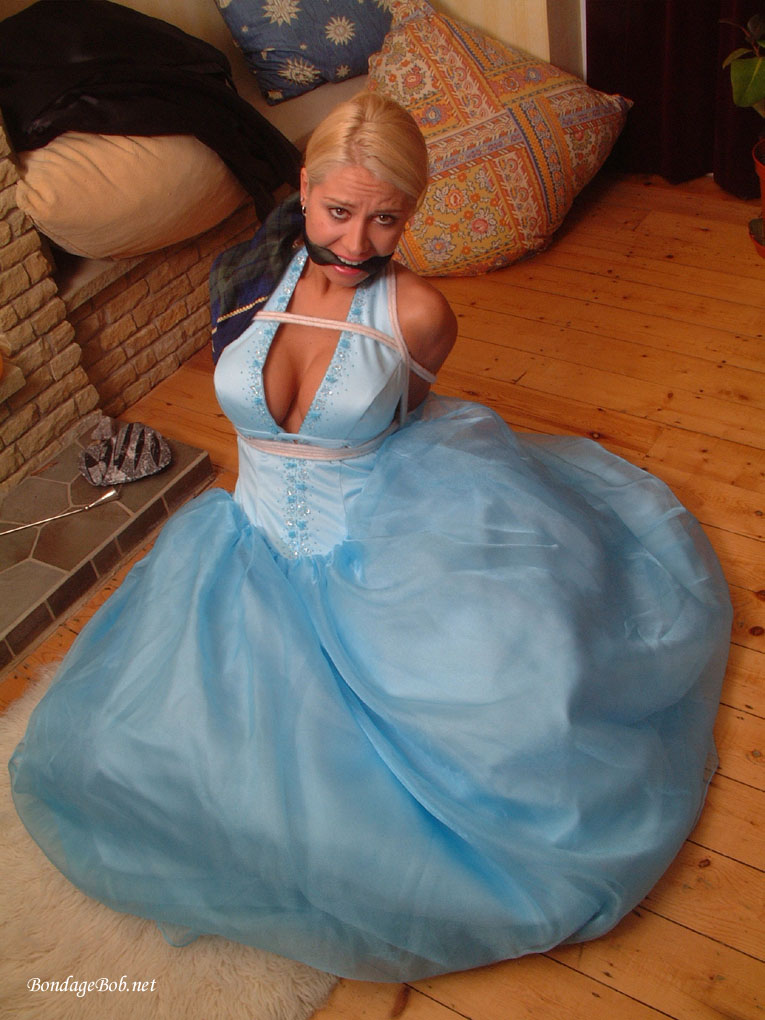 Tied Sexy Beauties 373-1