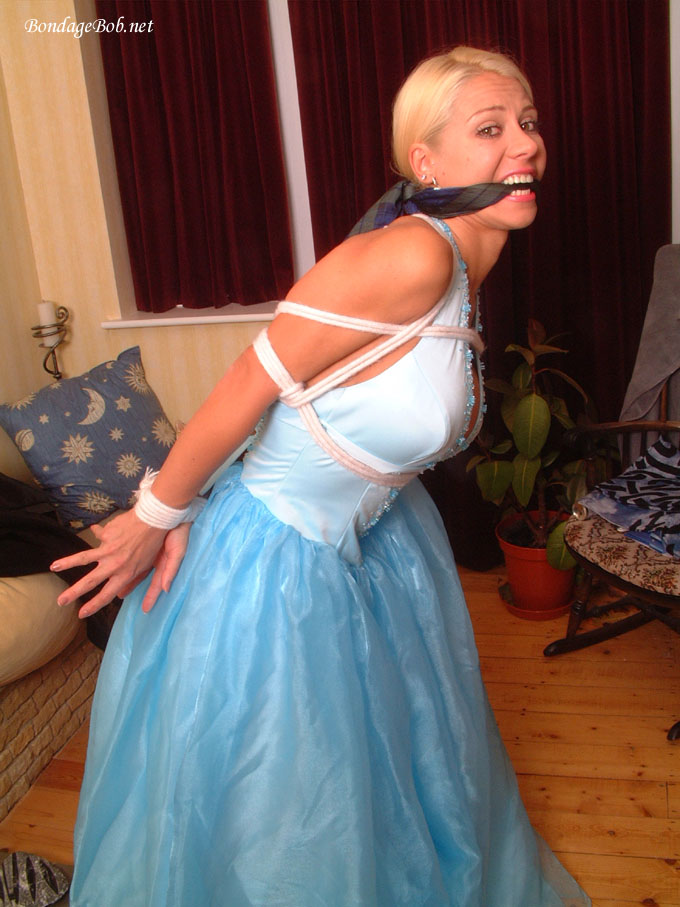 Tied Sexy Beauties 373-1