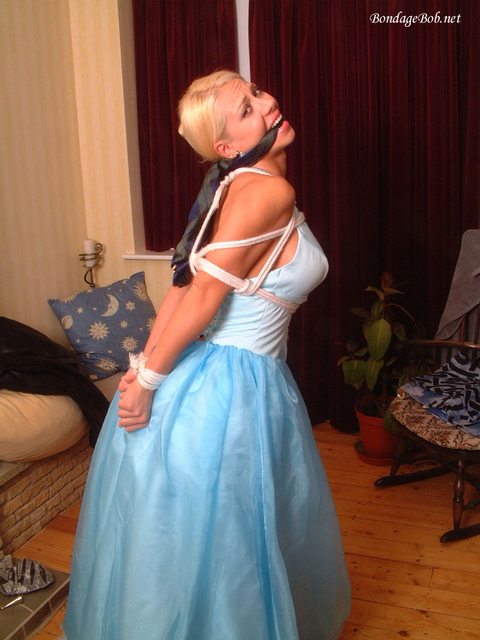 Tied Sexy Beauties 373-1