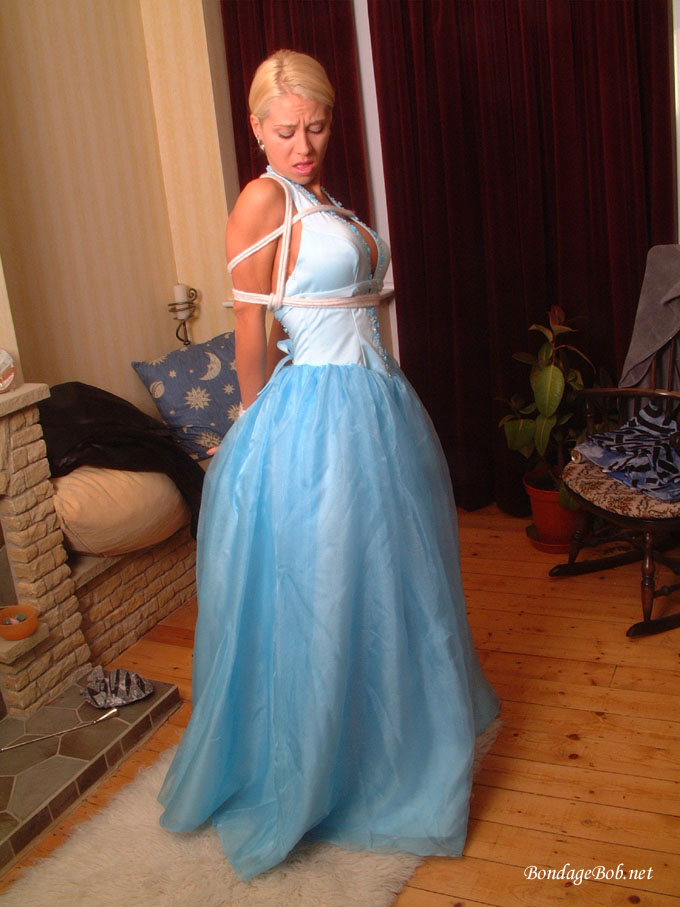 Tied Sexy Beauties 373-1