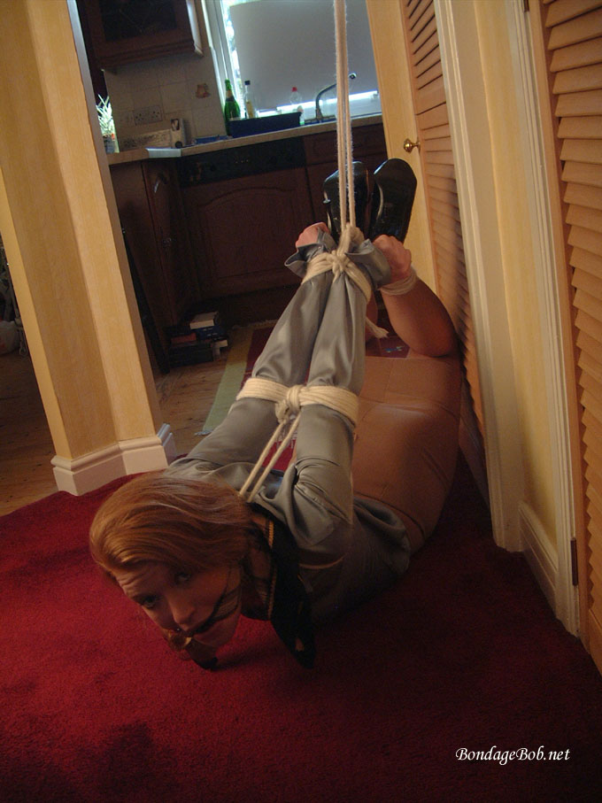 Tied Sexy Beauties 375-2