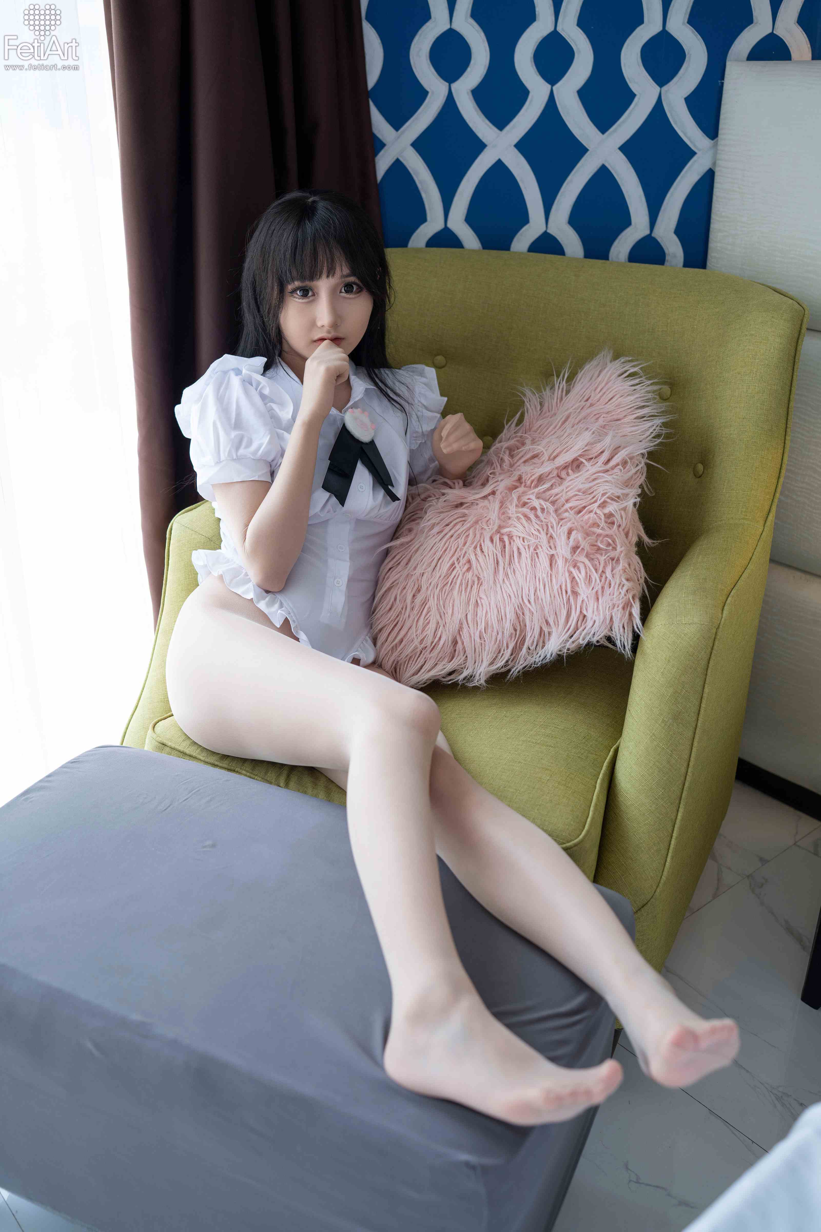 China Beauty Legs and feet 1105