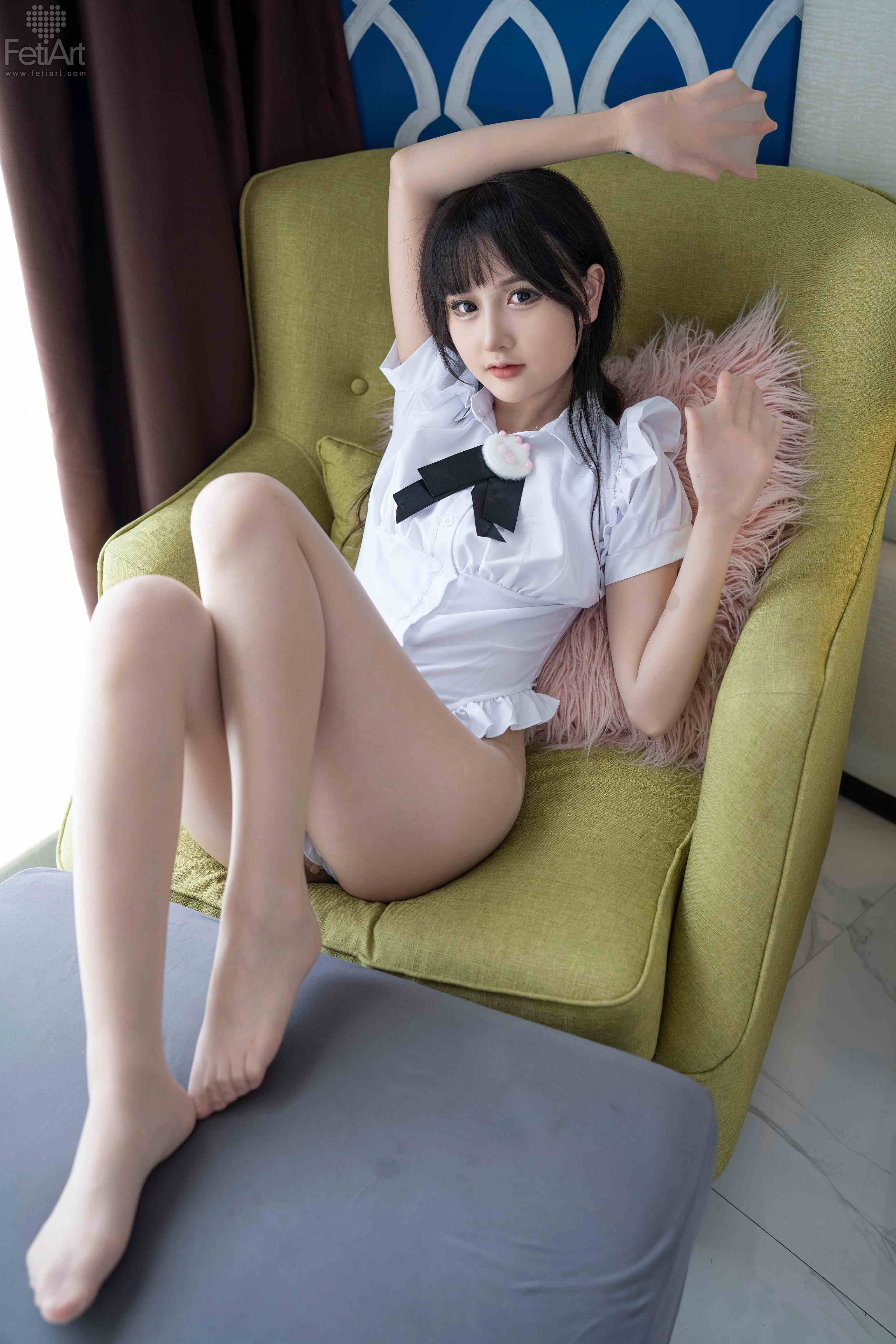 China Beauty Legs and feet 1105