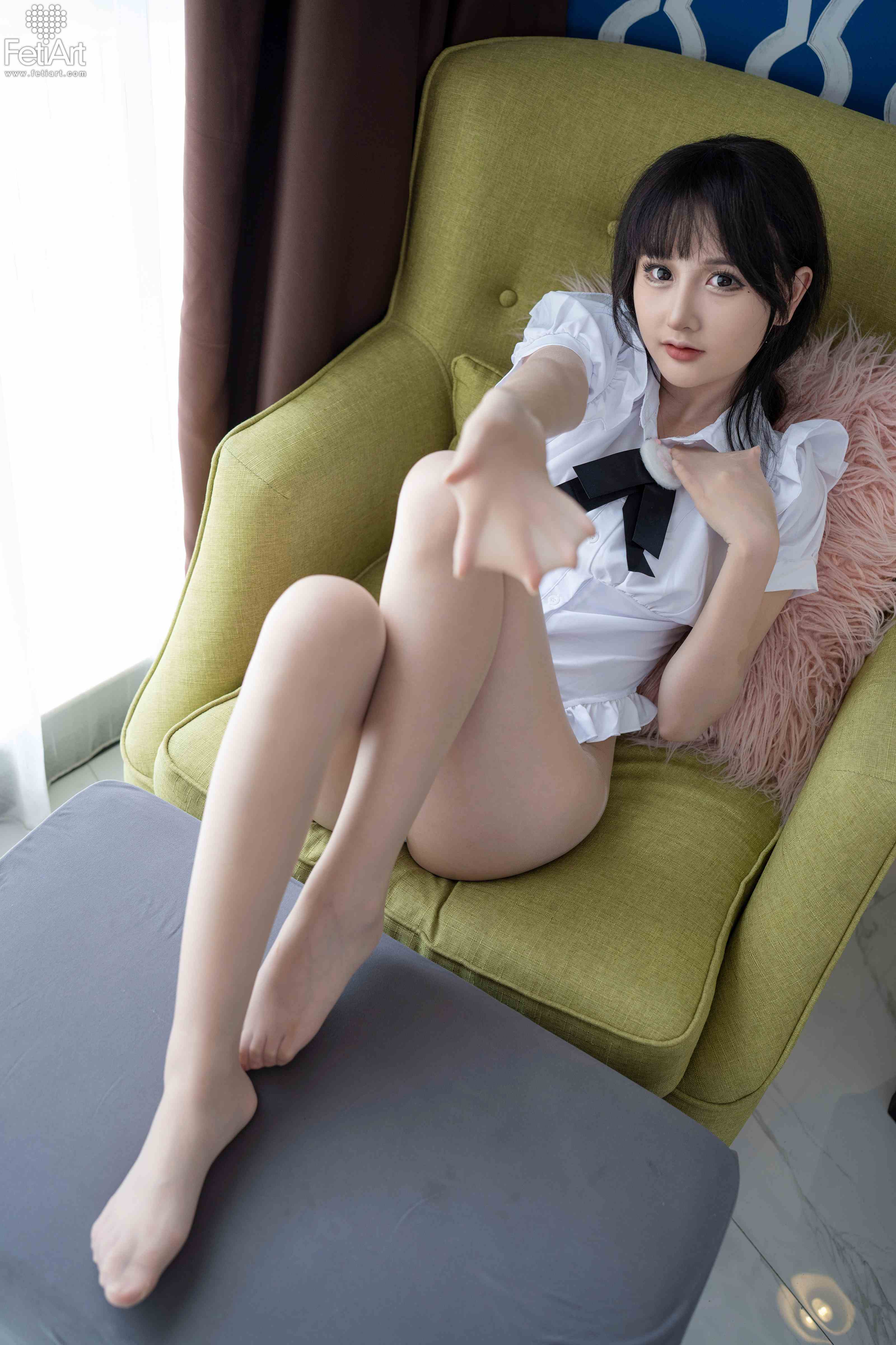 China Beauty Legs and feet 1105