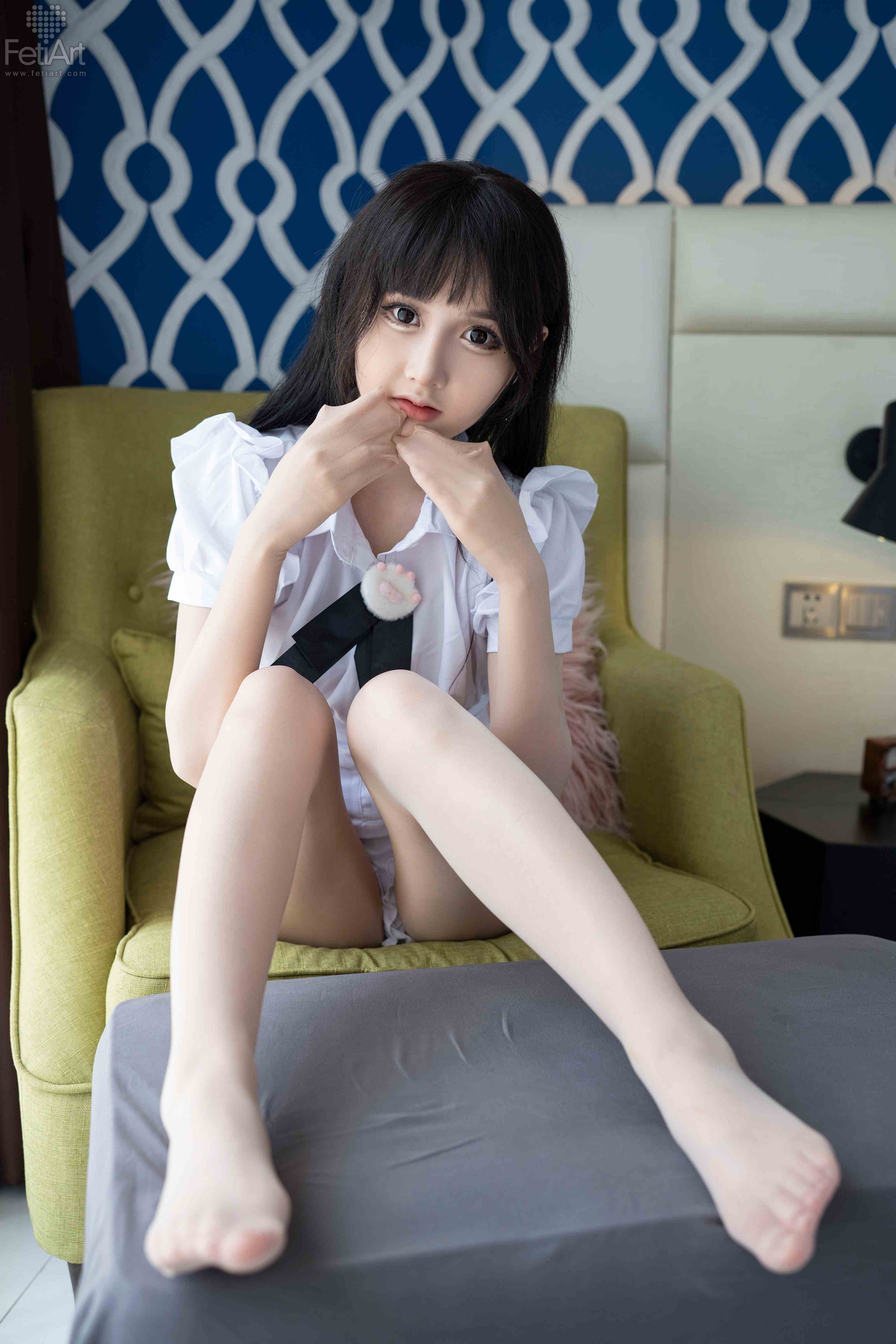 China Beauty Legs and feet 1105