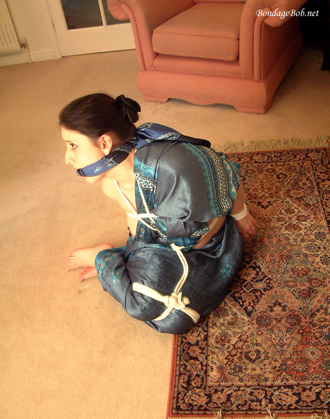 Tied Sexy Beauties 381-2