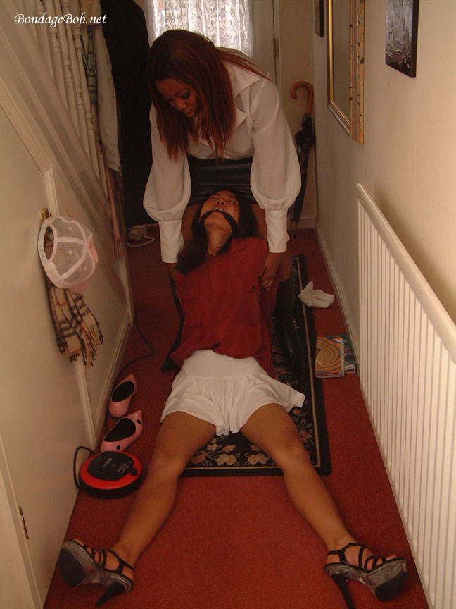 Tied Sexy Beauties 385-1