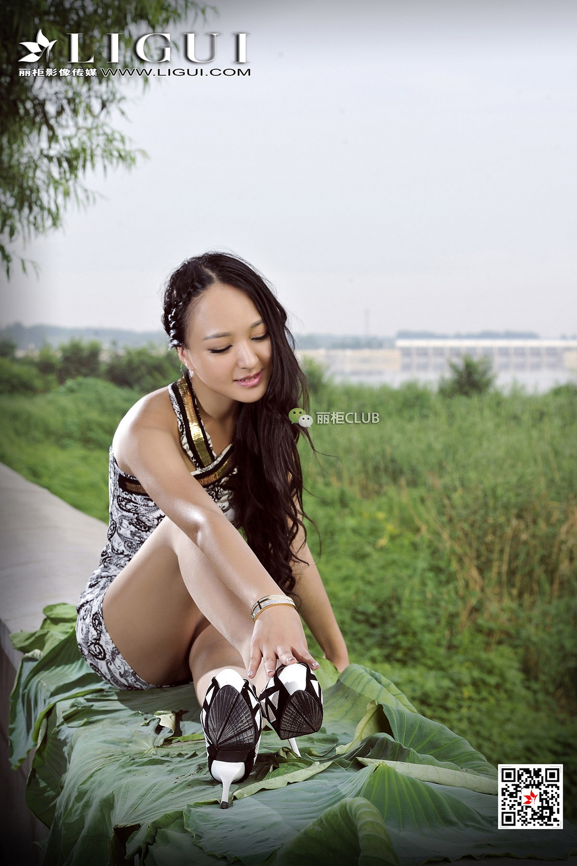 pretty lady dirty feet 66