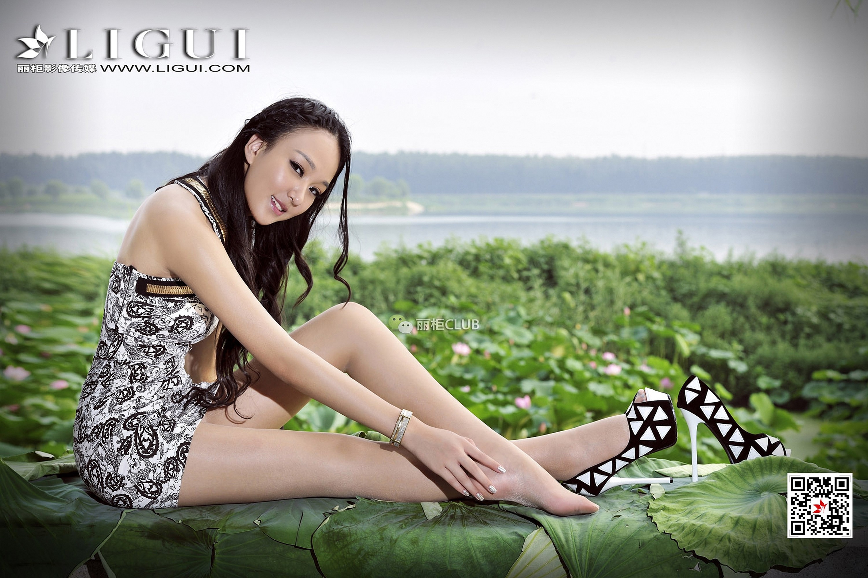 pretty lady dirty feet 66