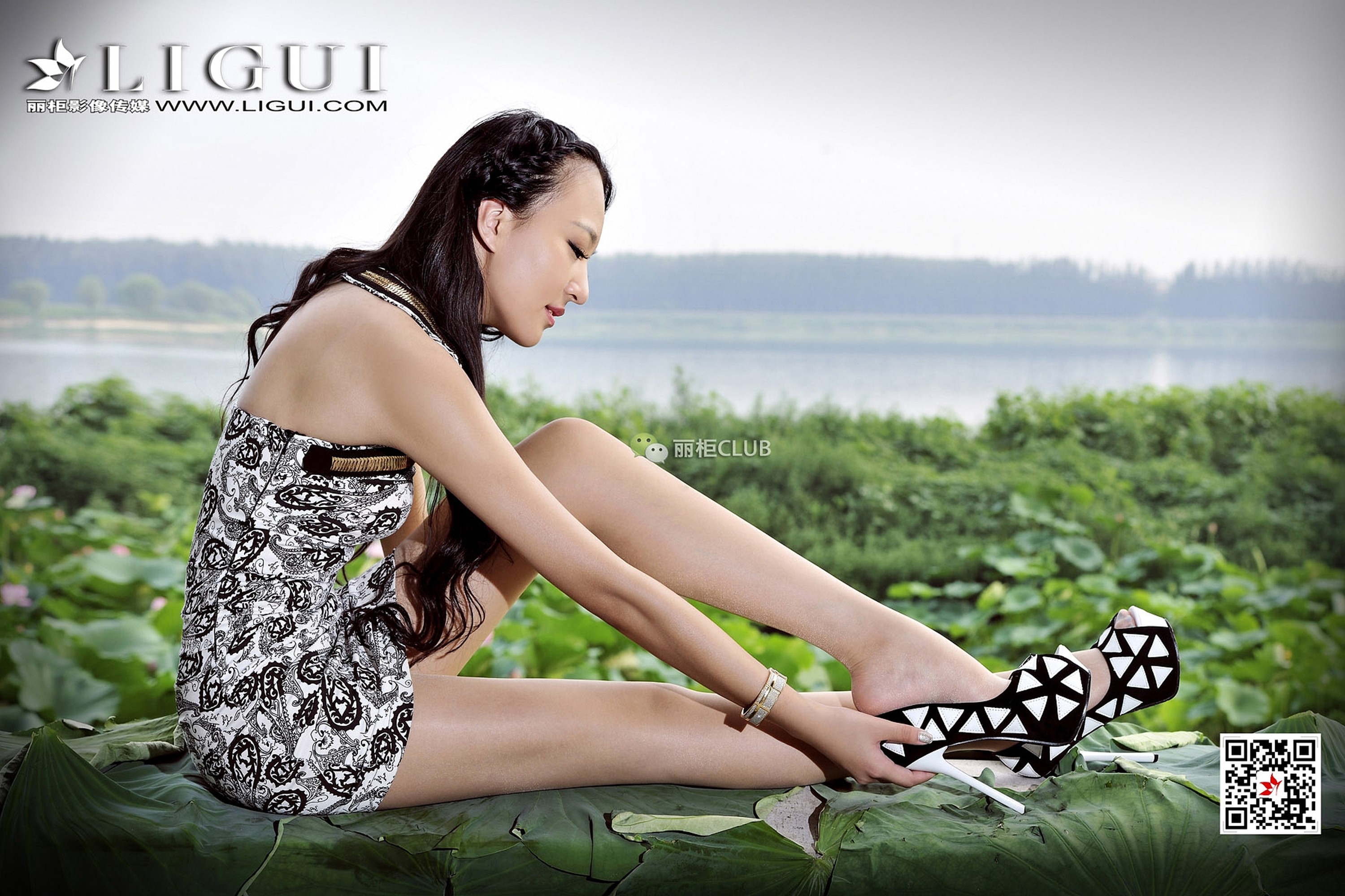 pretty lady dirty feet 66