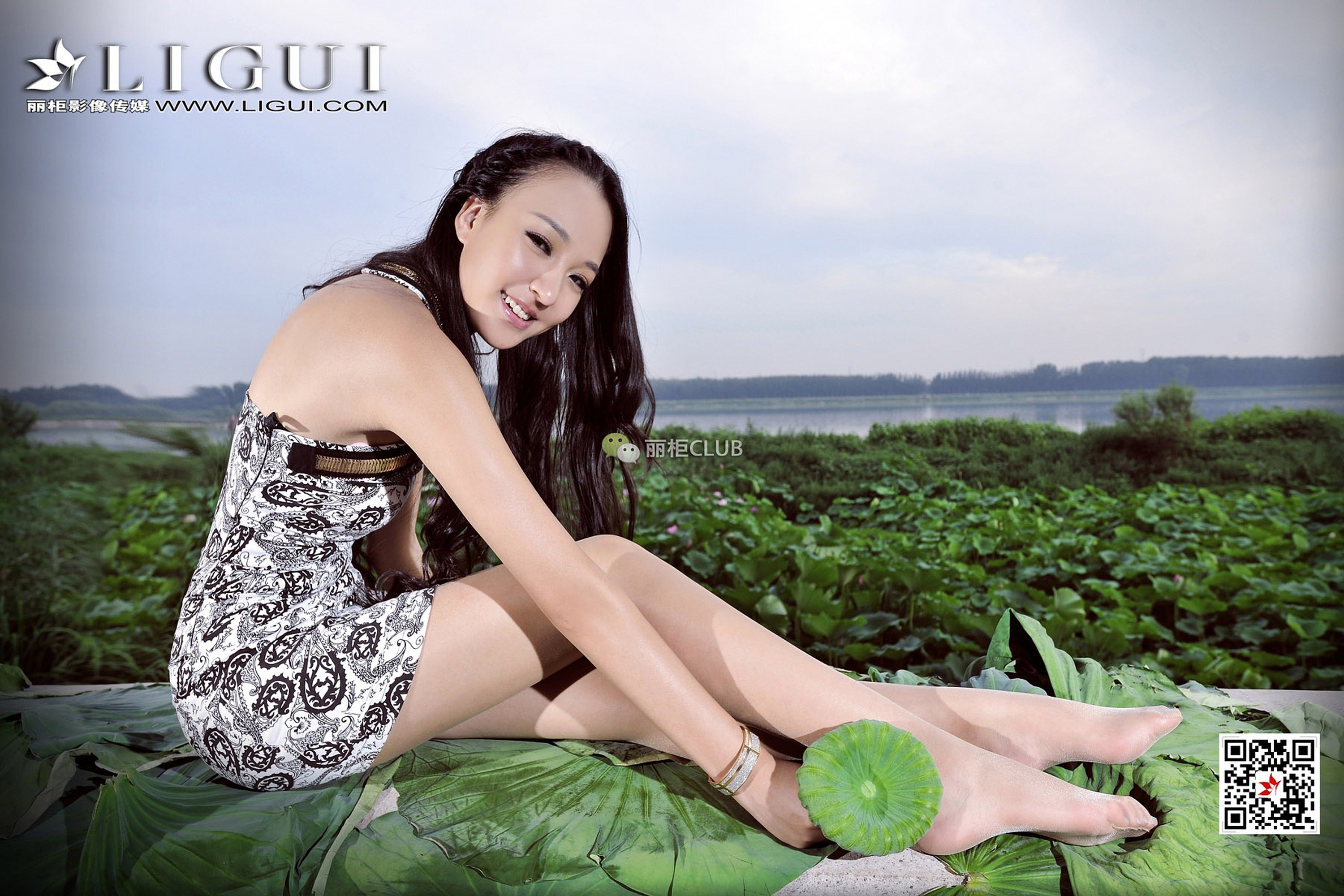 pretty lady dirty feet 66