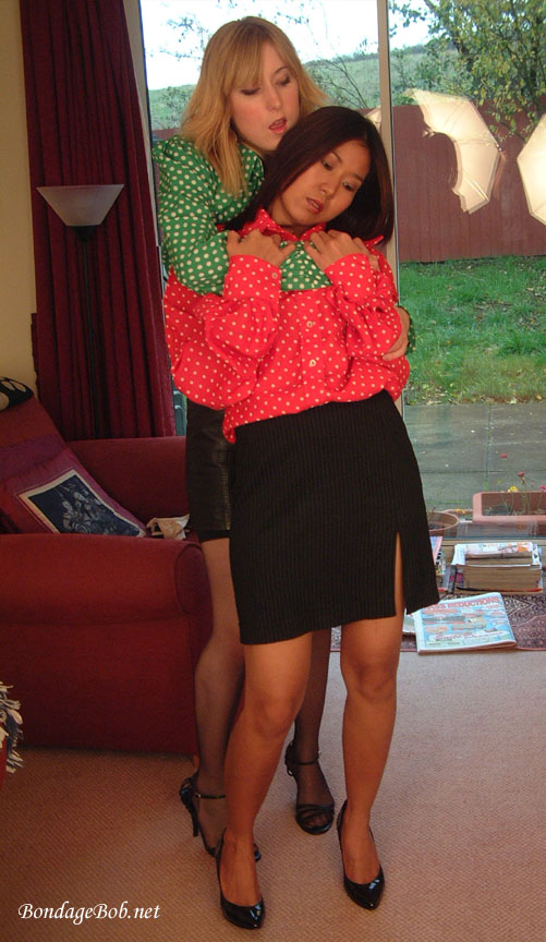 Tied Sexy Beauties 389-1