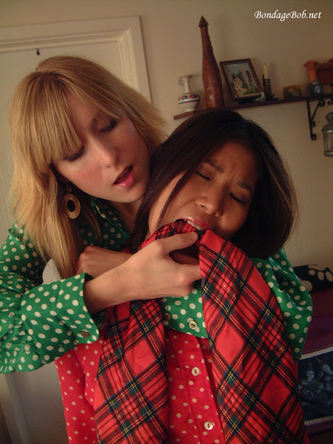 Tied Sexy Beauties 389-1