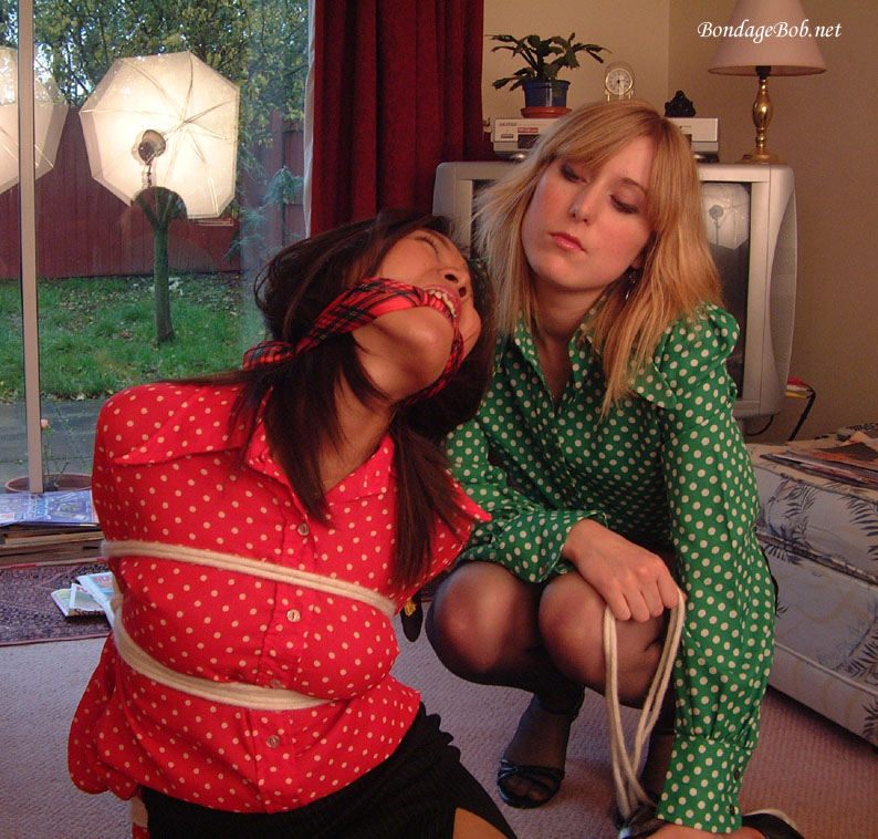 Tied Sexy Beauties 389-1