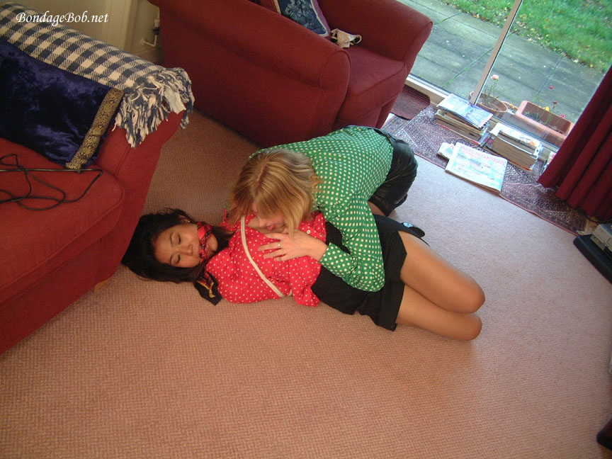 Tied Sexy Beauties 389-2