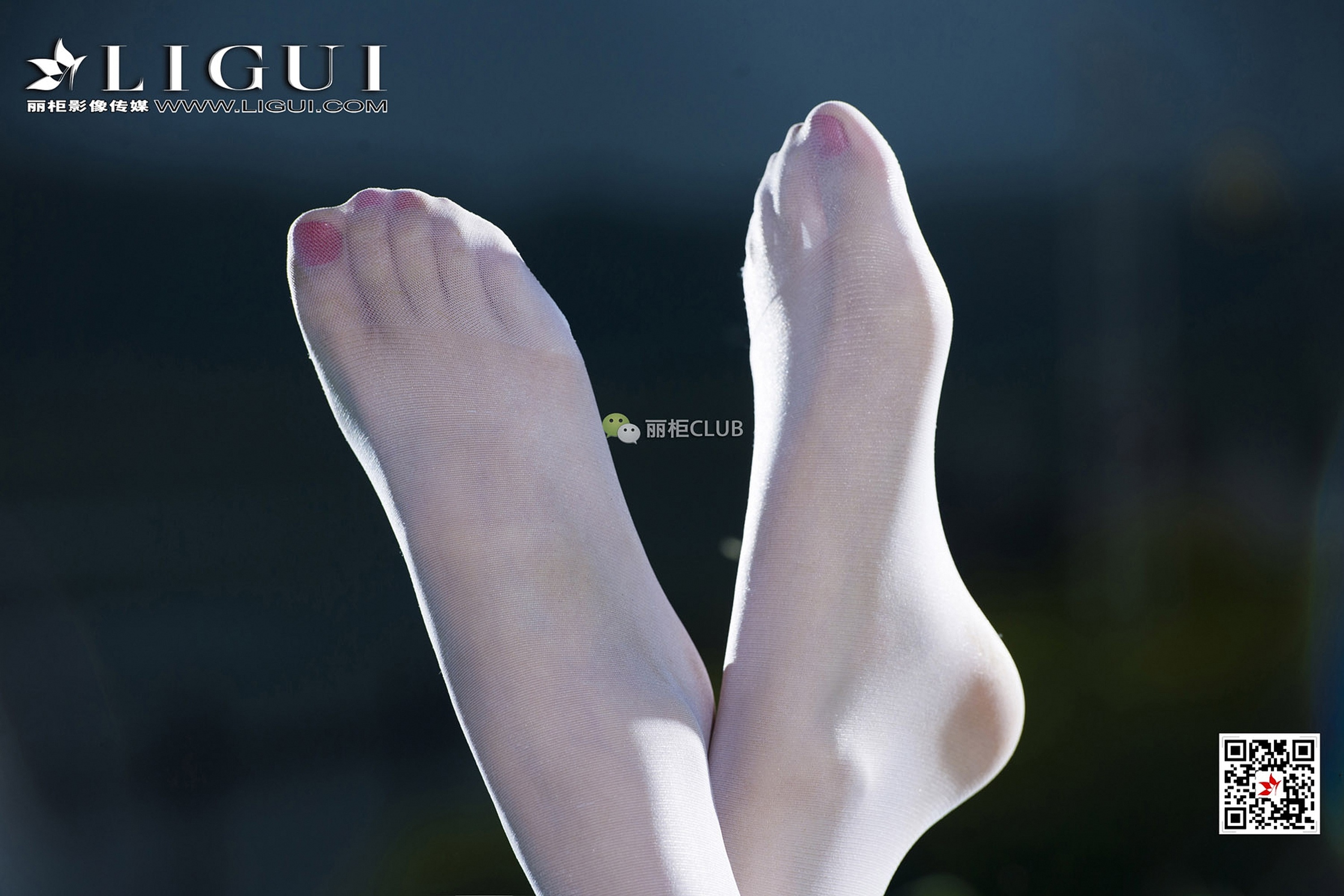 pretty lady dirty feet 67