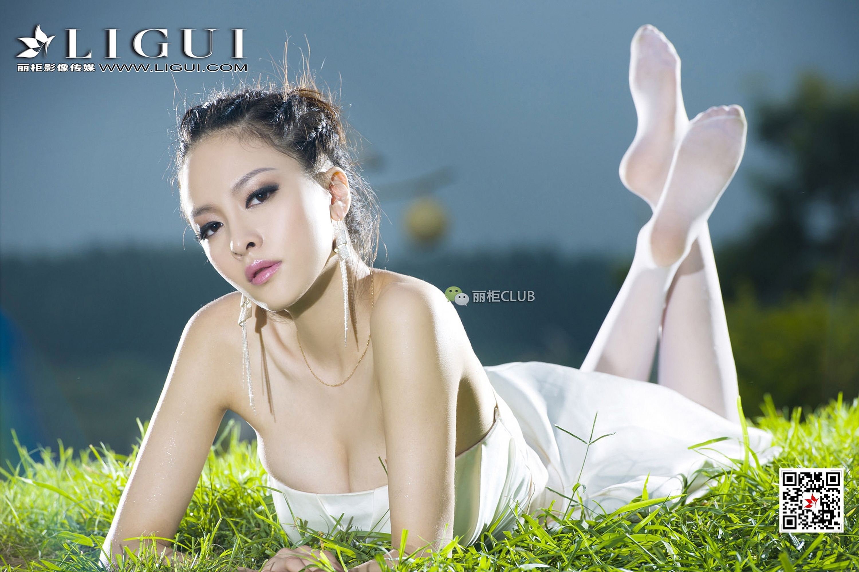 pretty lady dirty feet 67