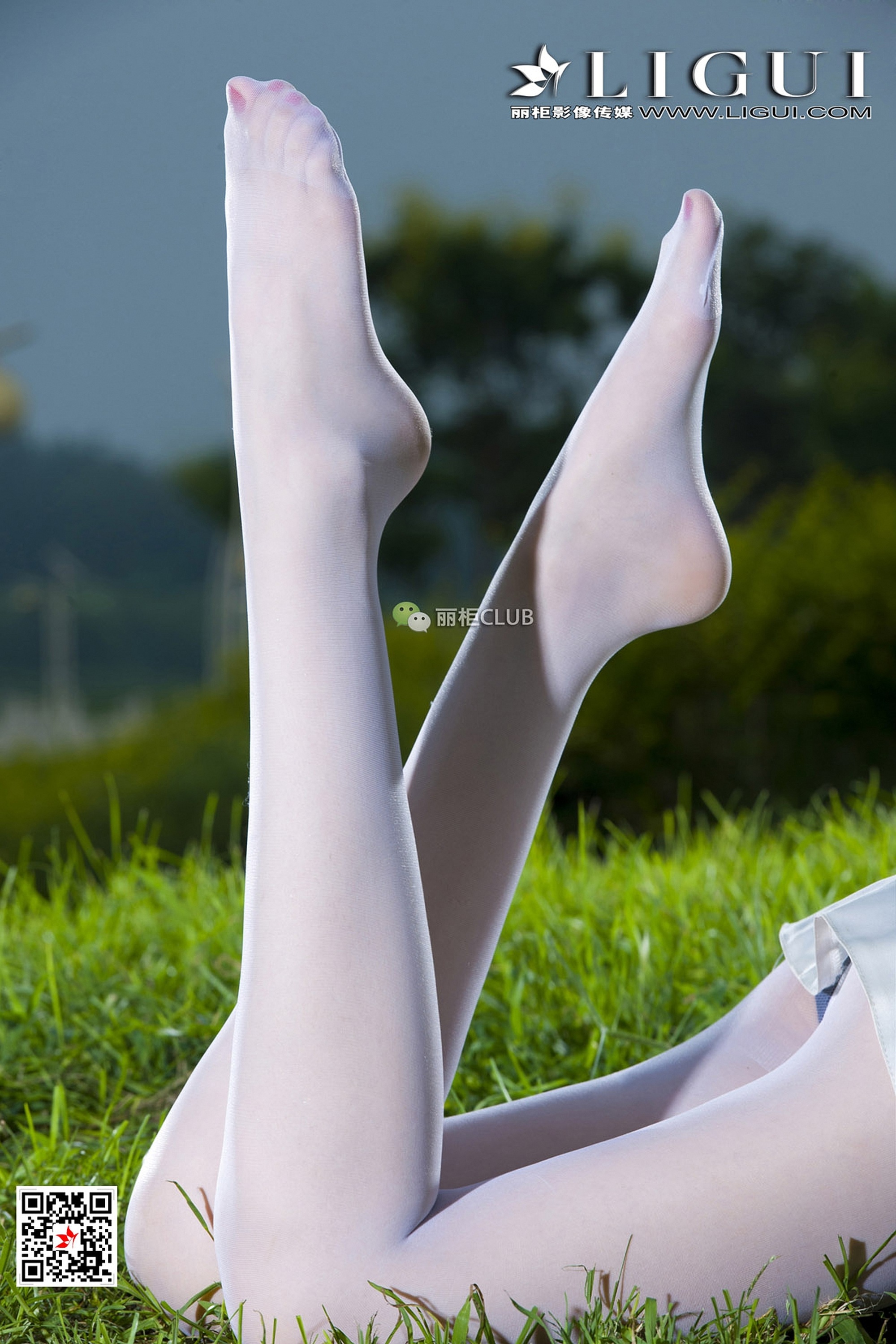 pretty lady dirty feet 67