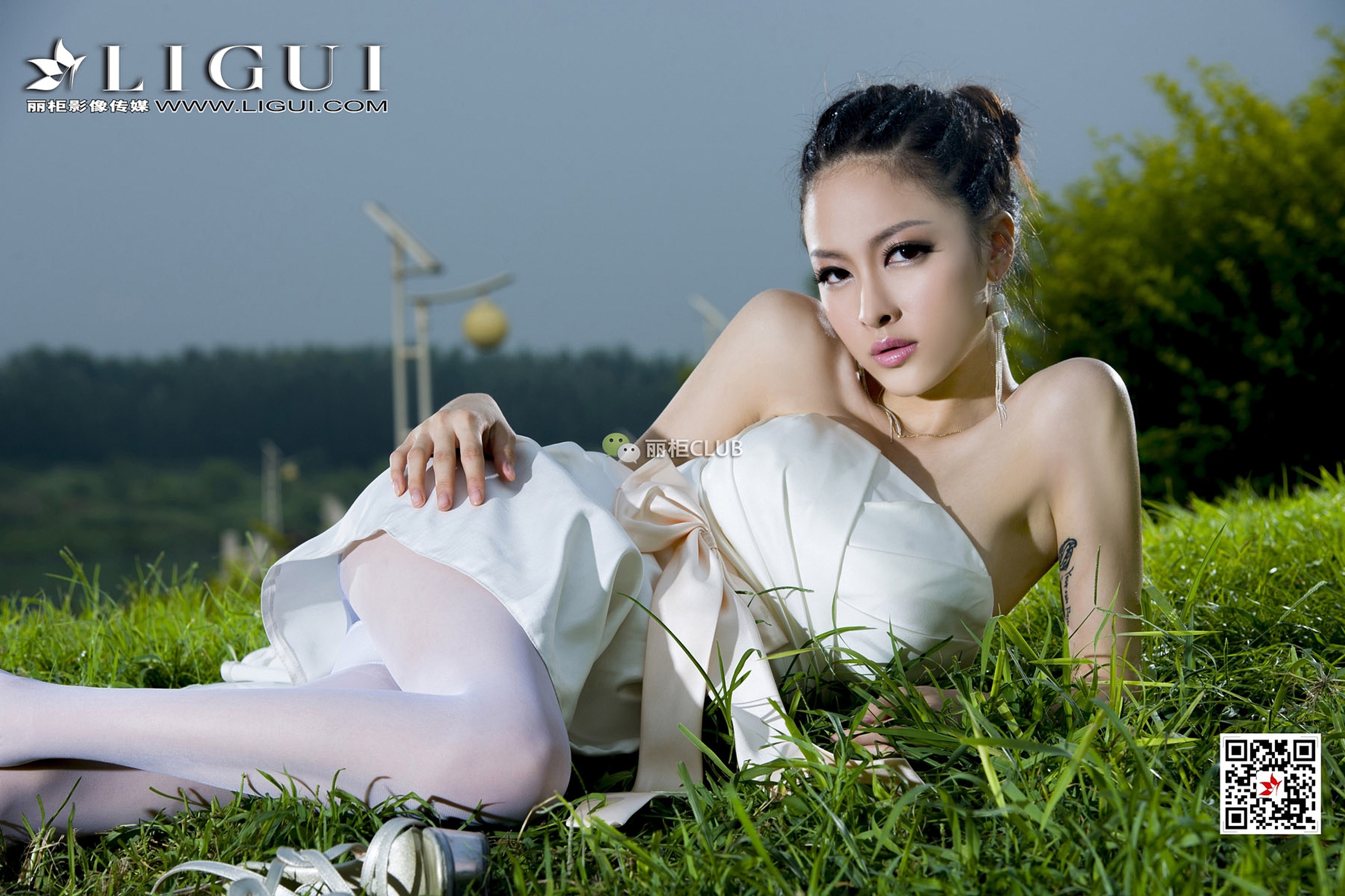 pretty lady dirty feet 67