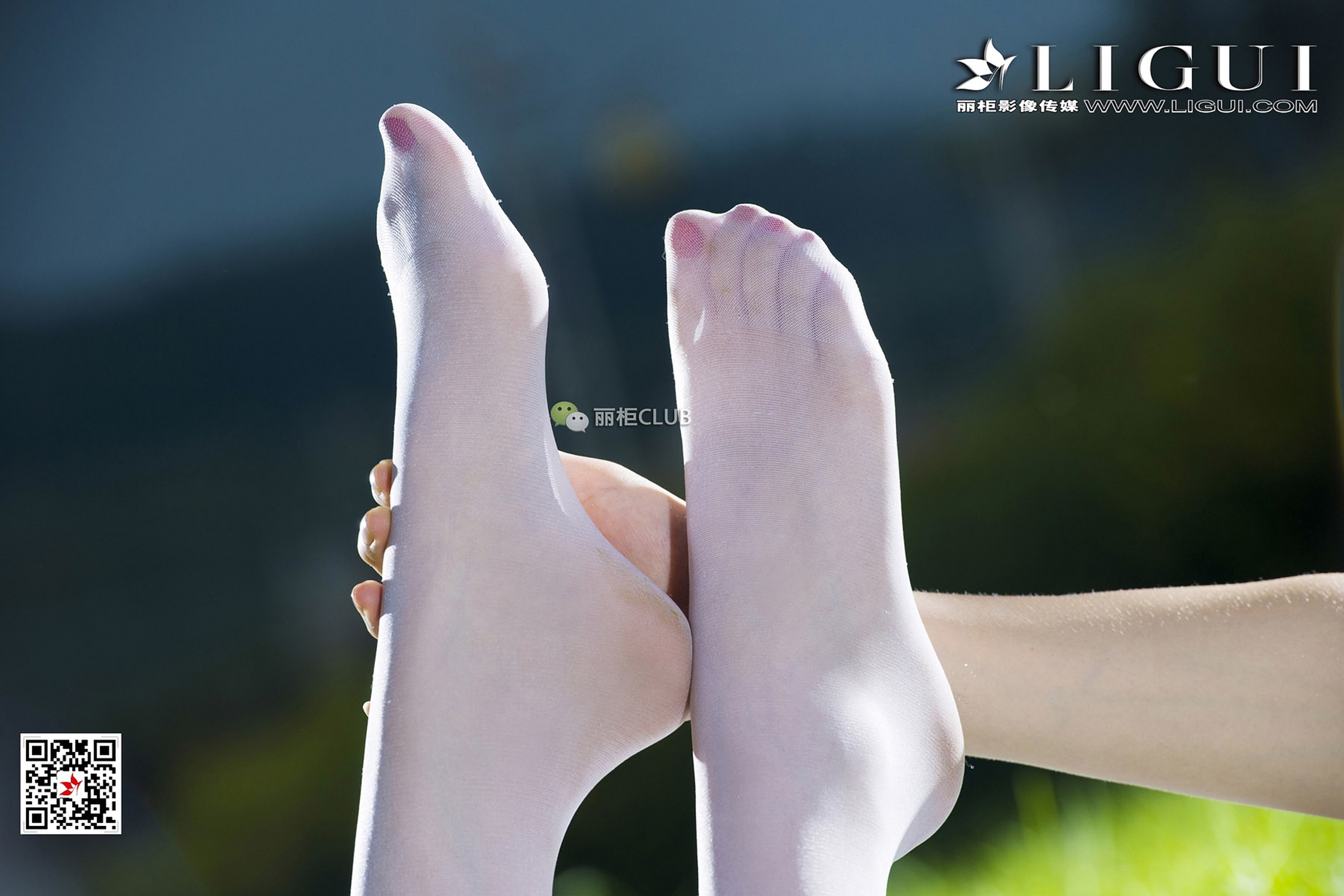 pretty lady dirty feet 67