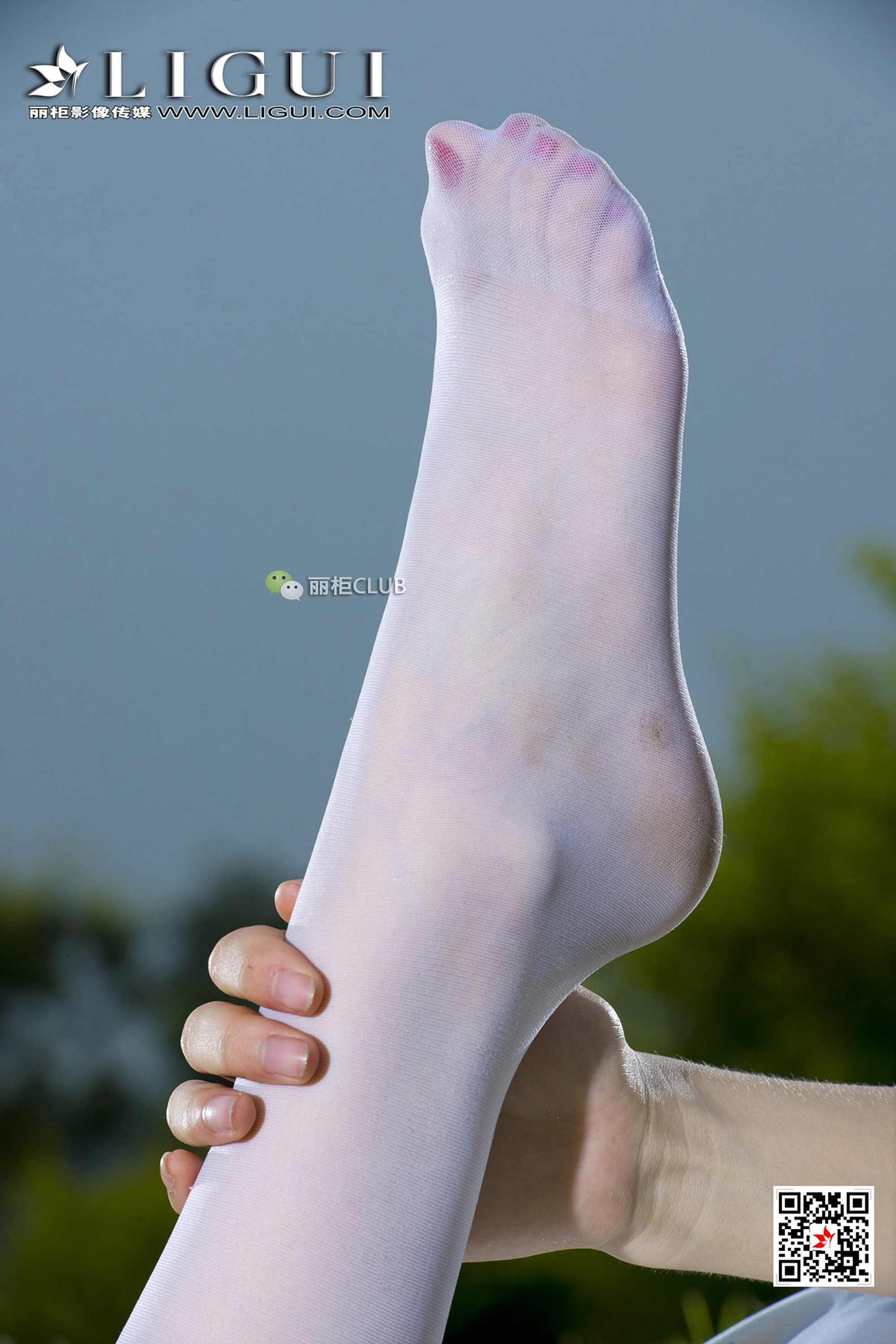 pretty lady dirty feet 67