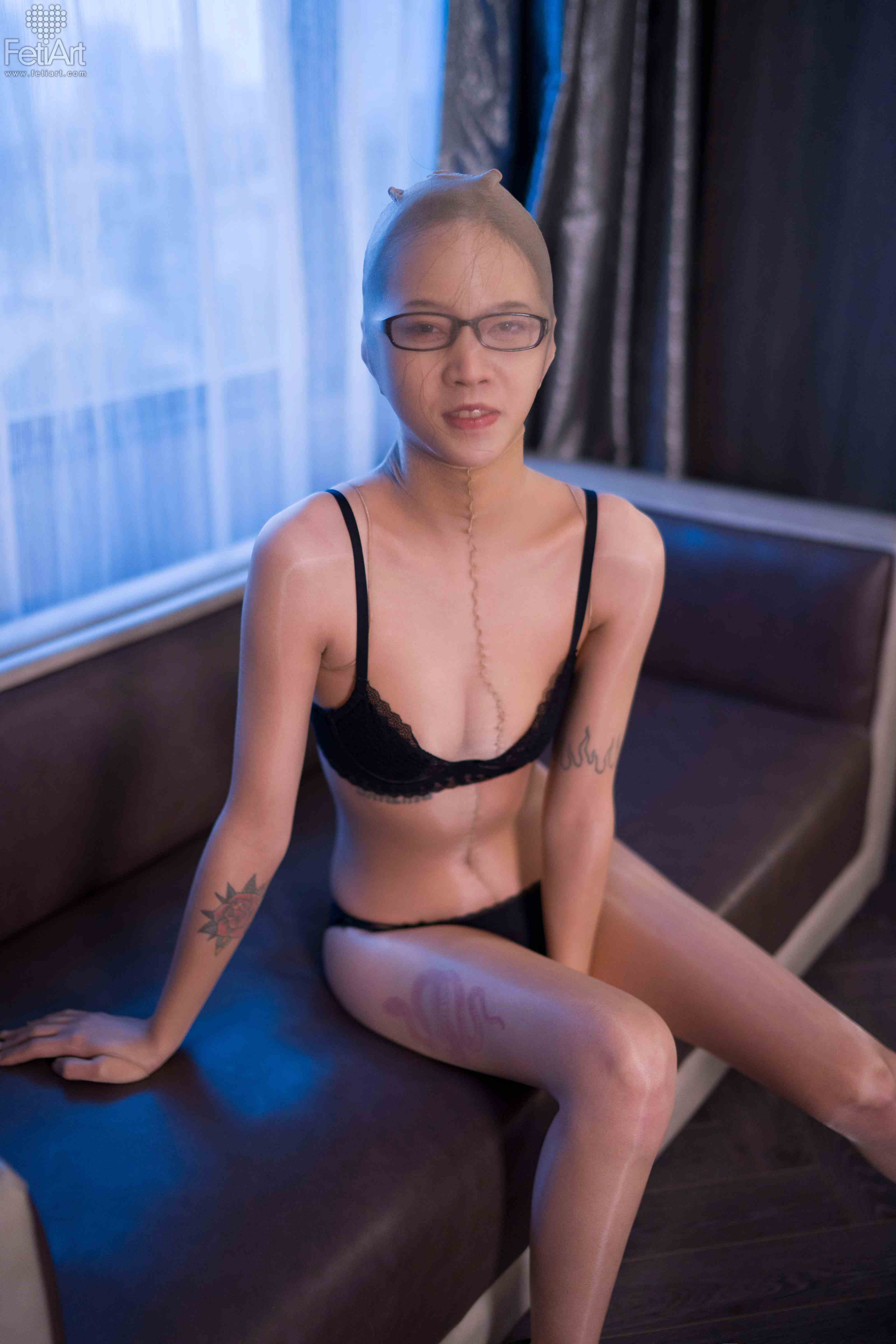 China Beauty Legs and feet 1113