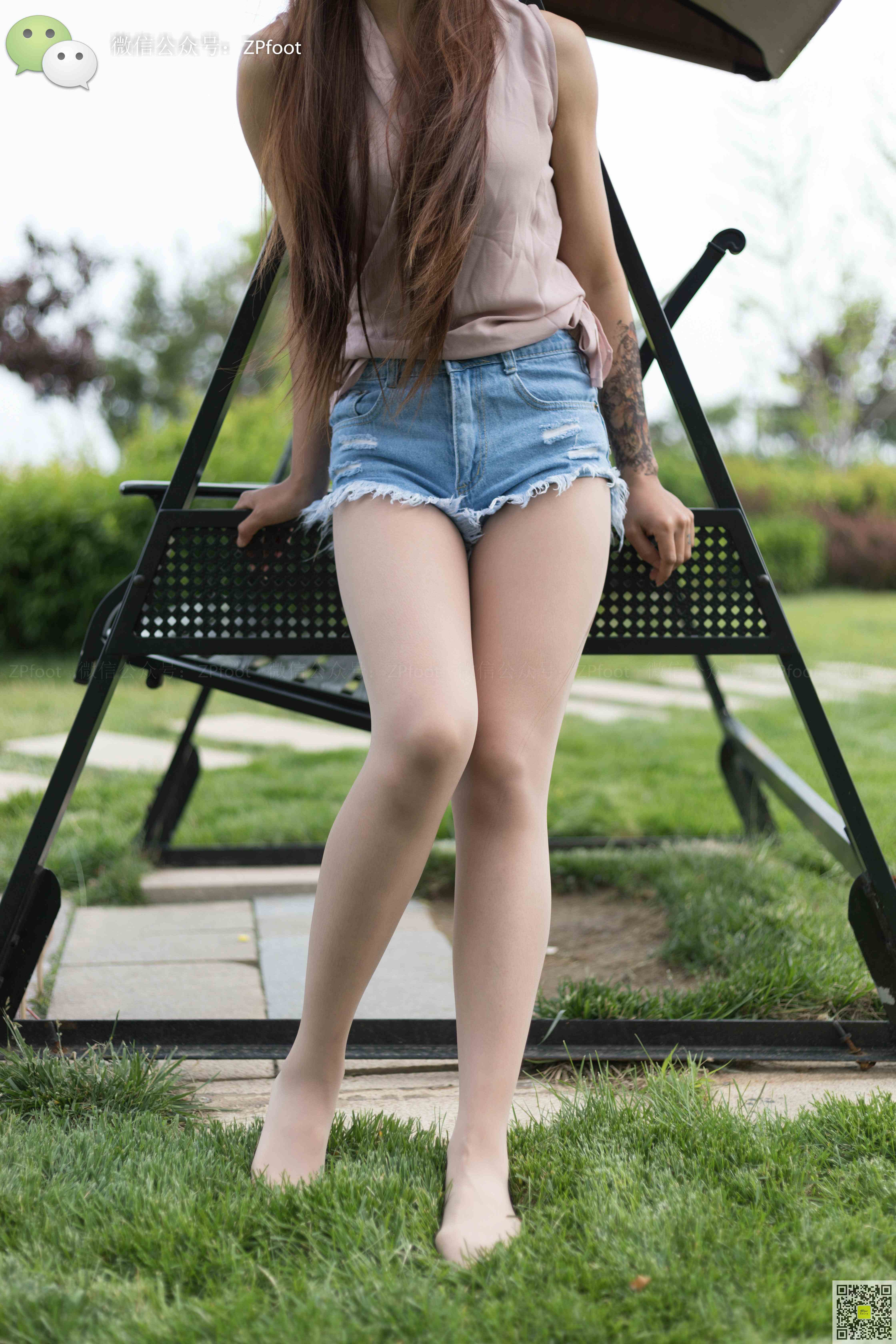 China Beauty Legs and feet 1124