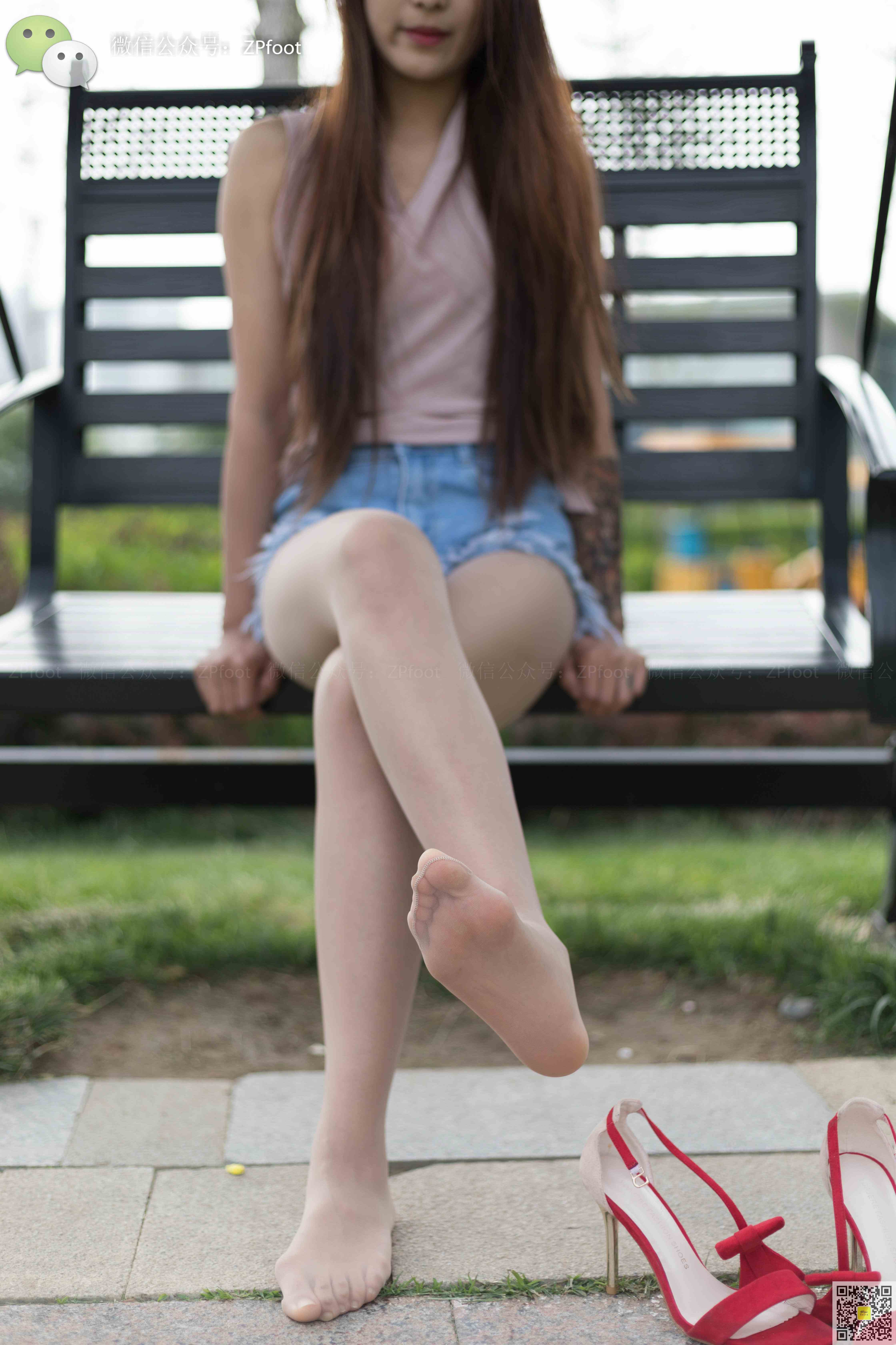 China Beauty Legs and feet 1124