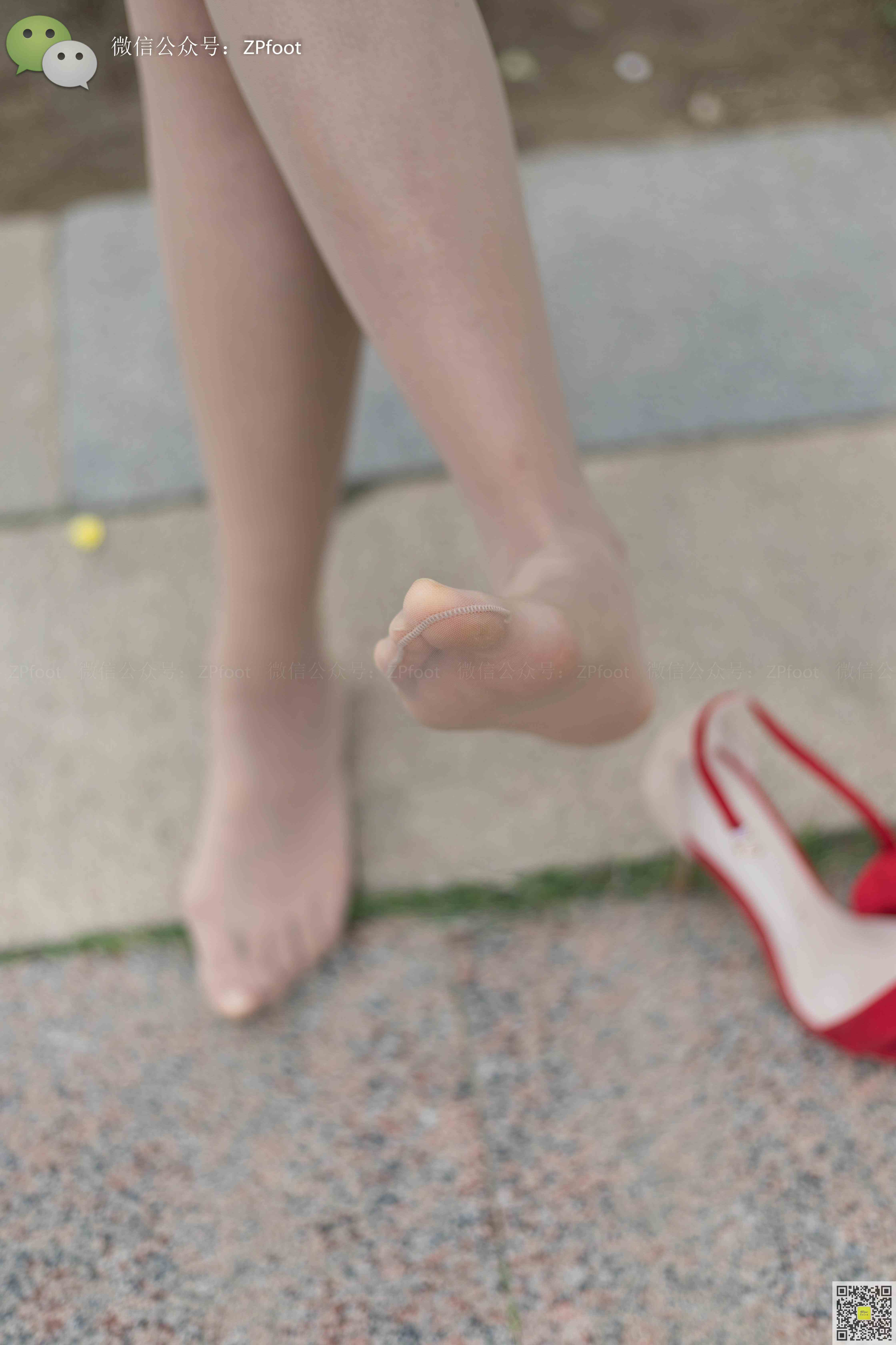 China Beauty Legs and feet 1124