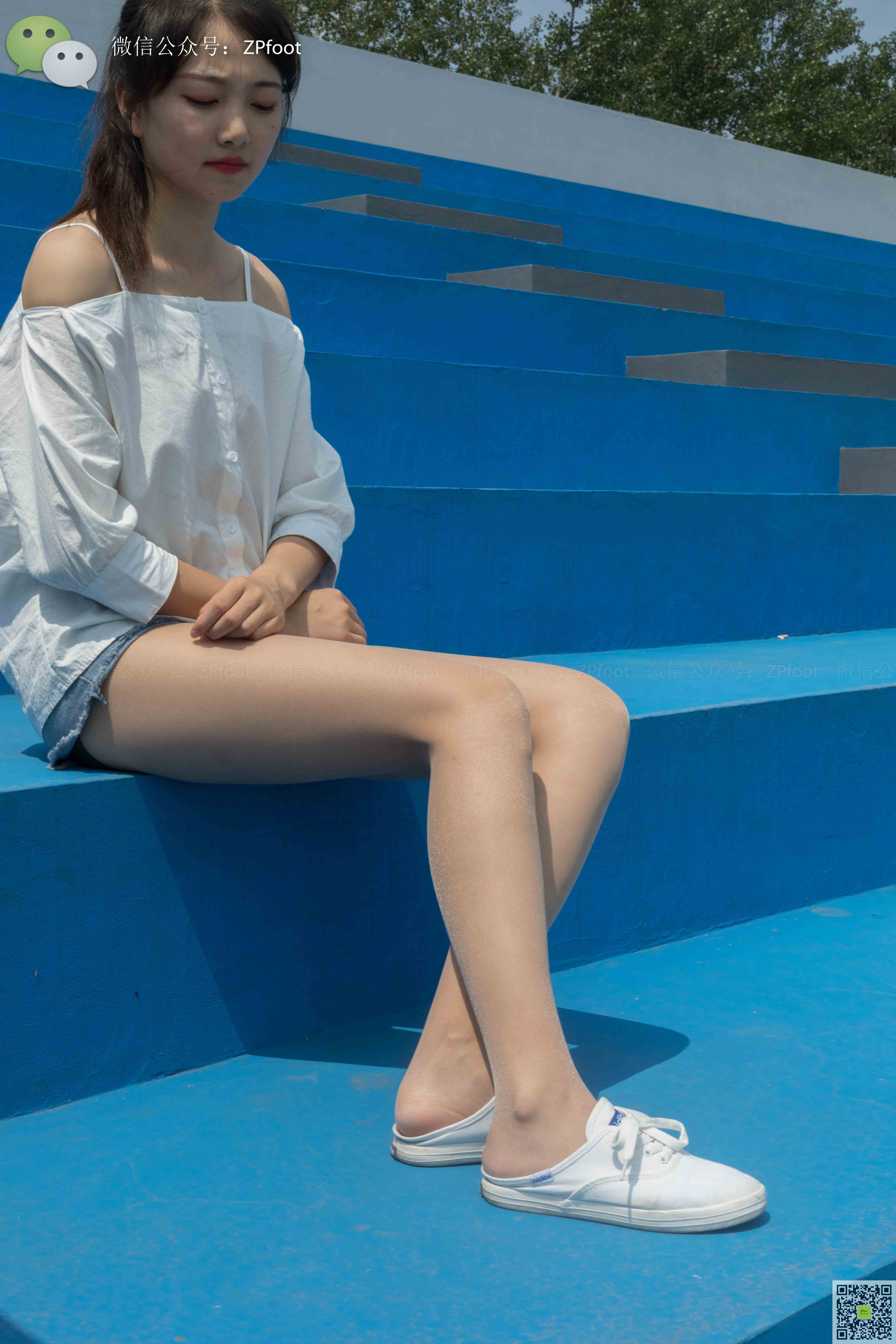 China Beauty Legs and feet 1125