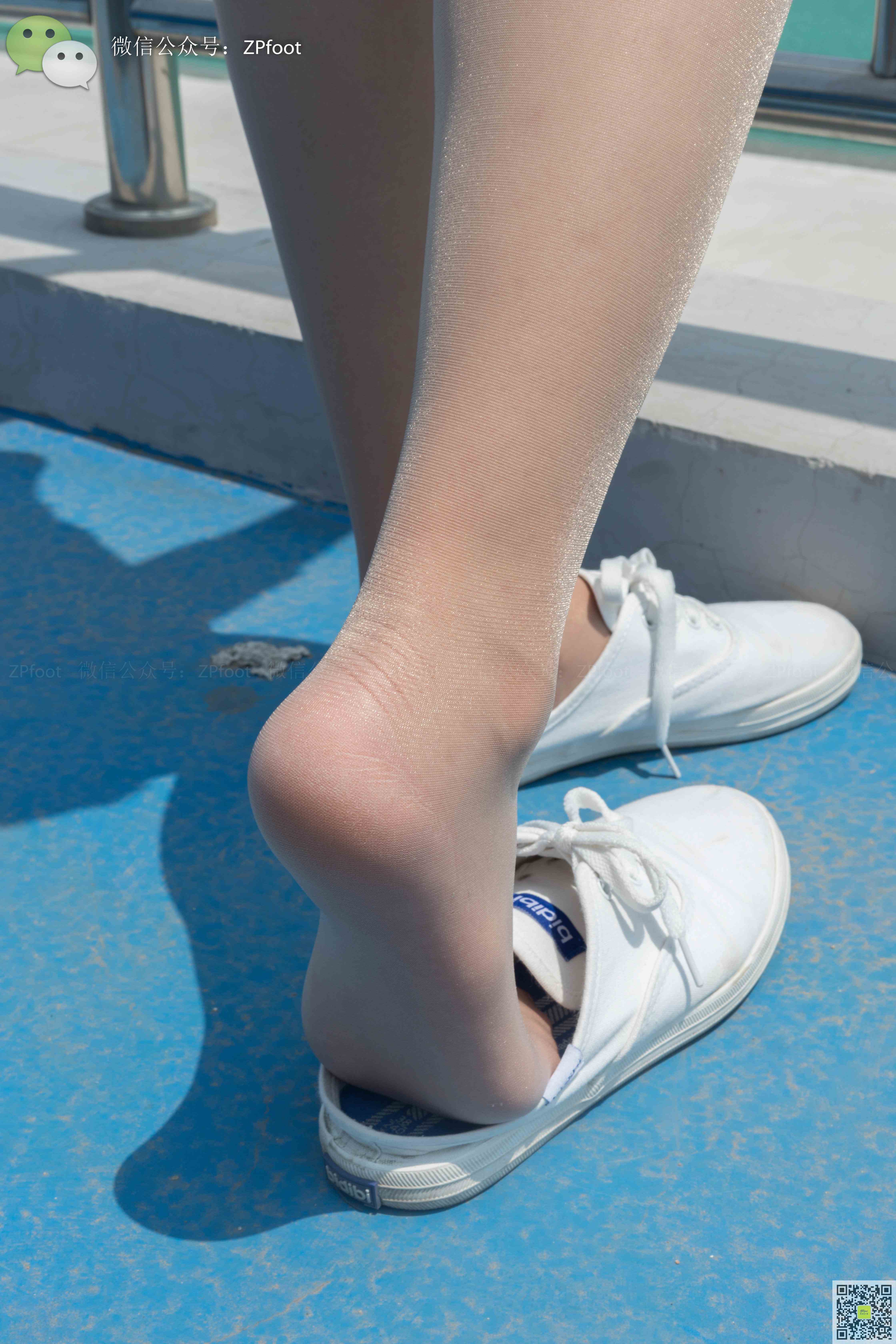 China Beauty Legs and feet 1125