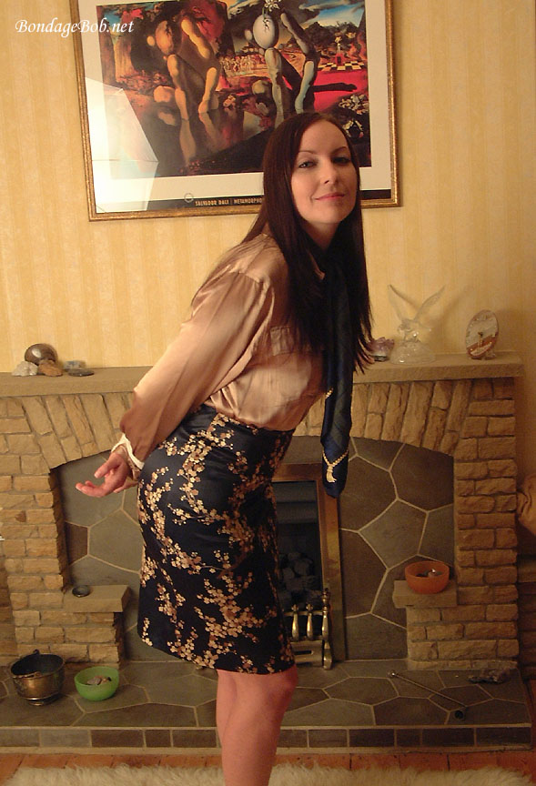 Tied Sexy Beauties 391-1