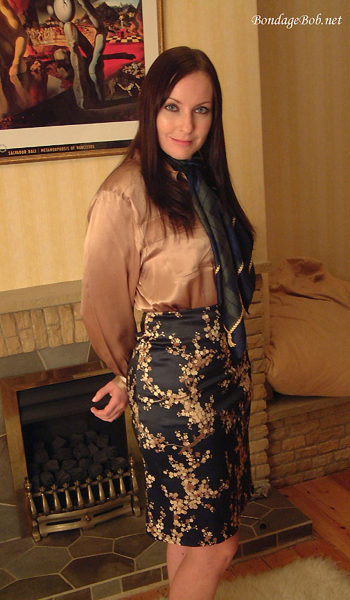 Tied Sexy Beauties 391-1