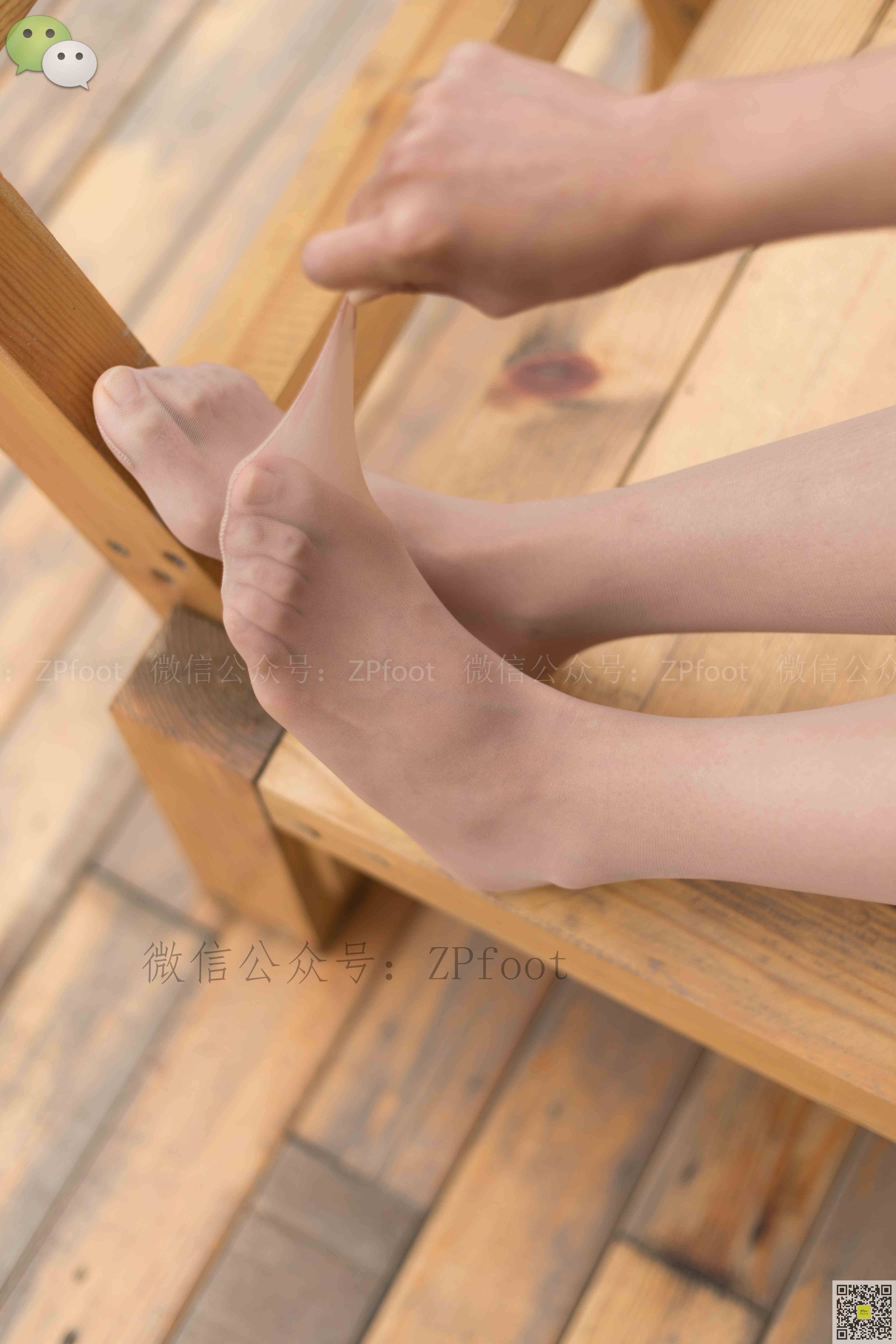 China Beauty Legs and feet 1126