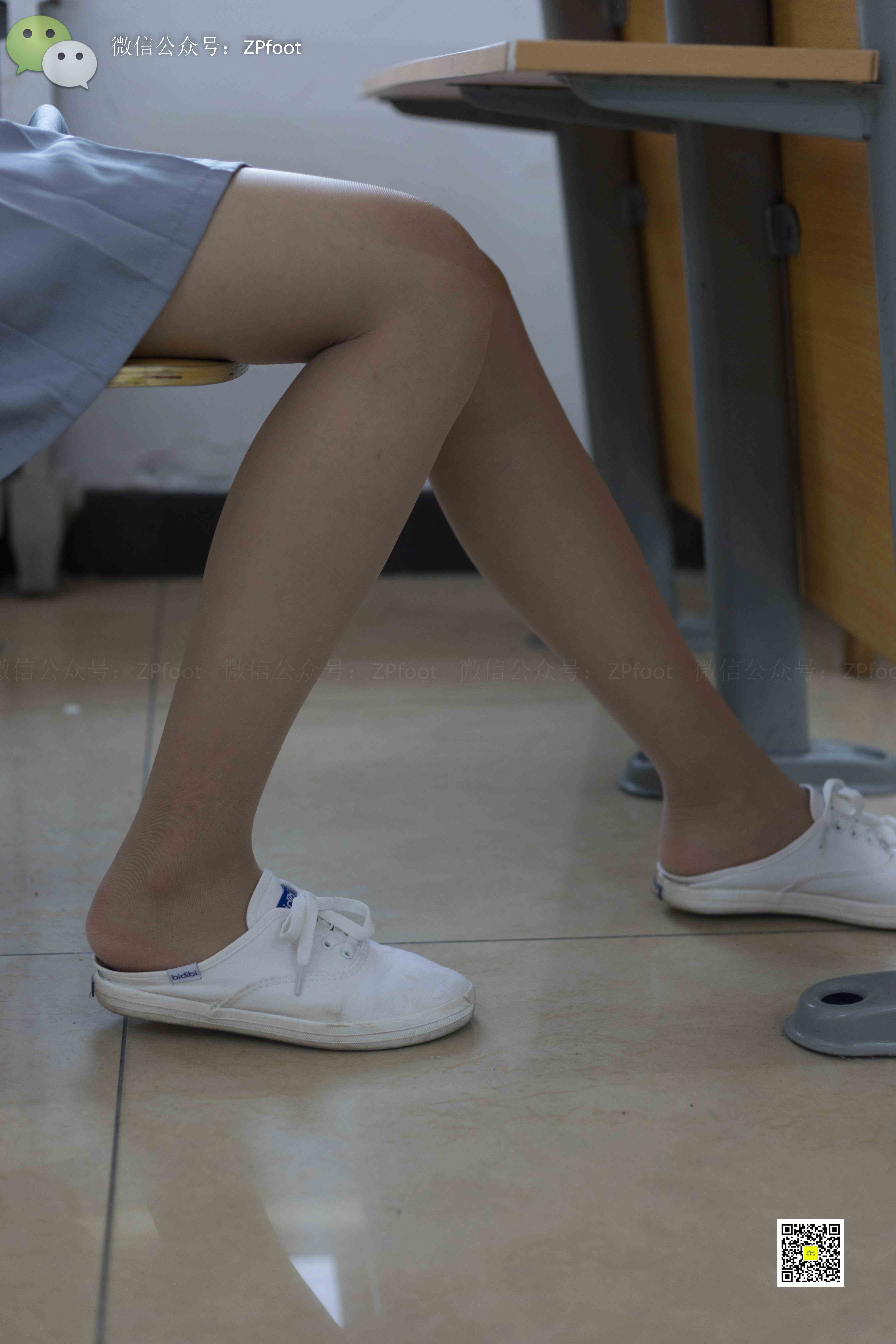 China Beauty Legs and feet 1130