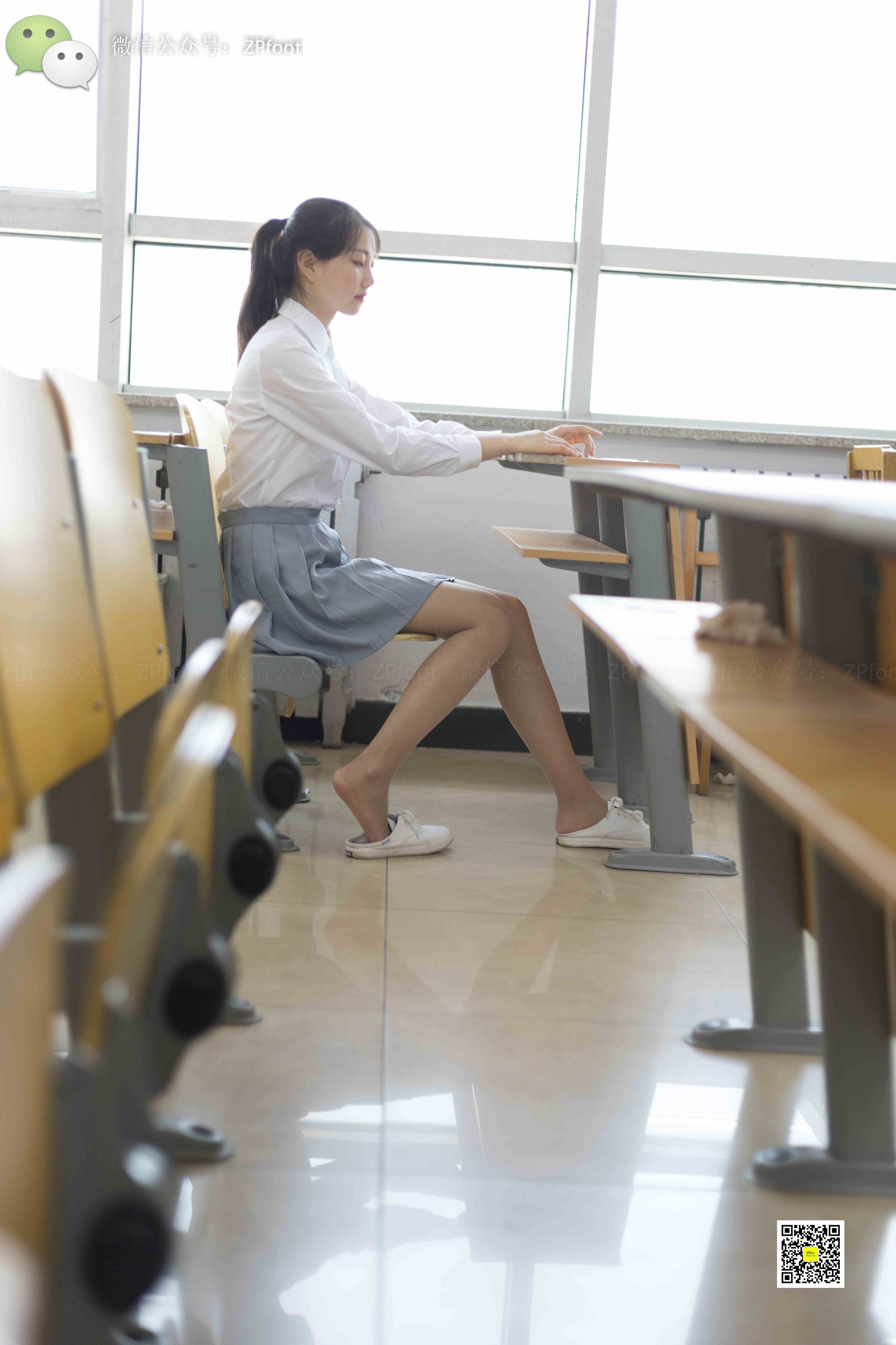 China Beauty Legs and feet 1130