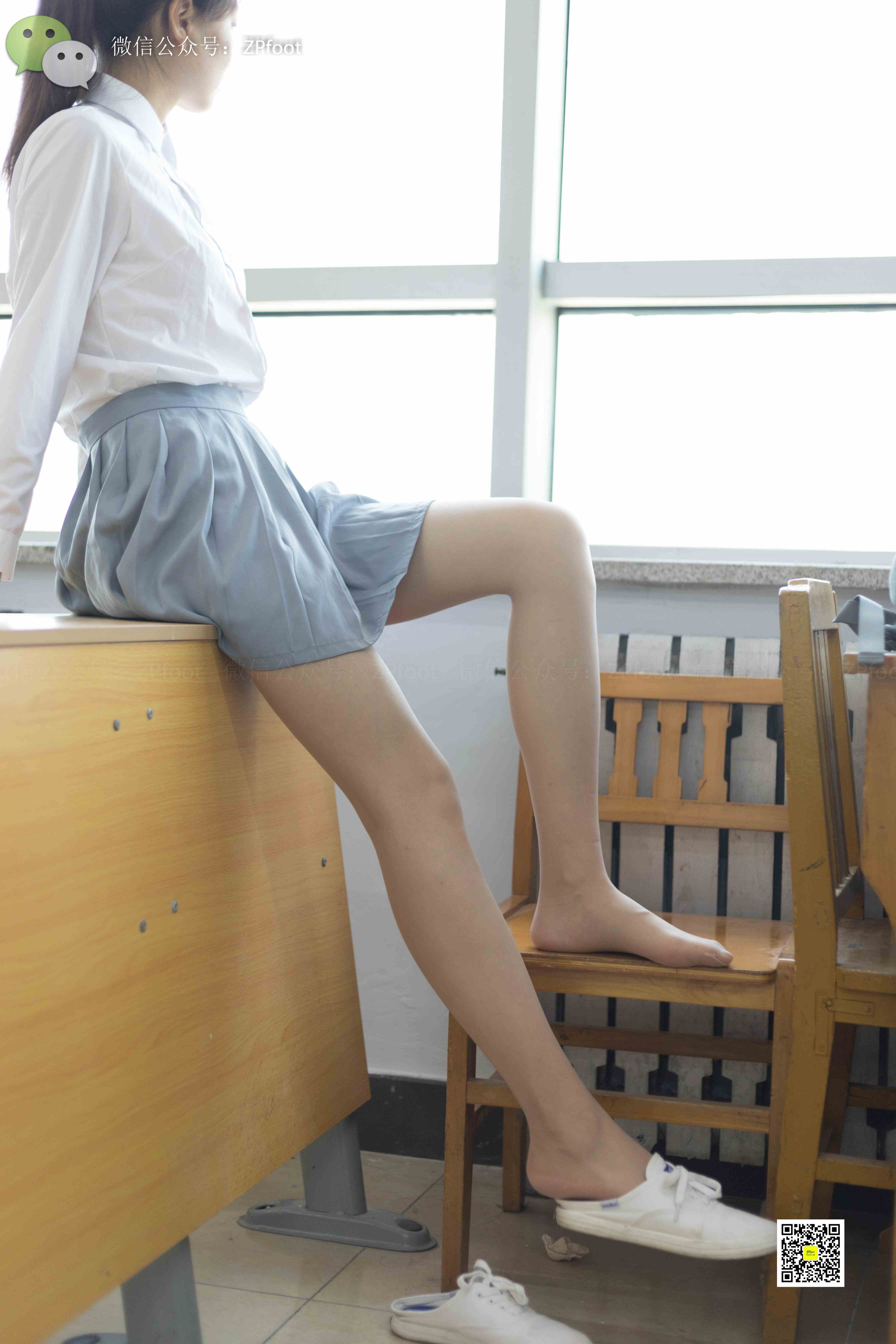 China Beauty Legs and feet 1130