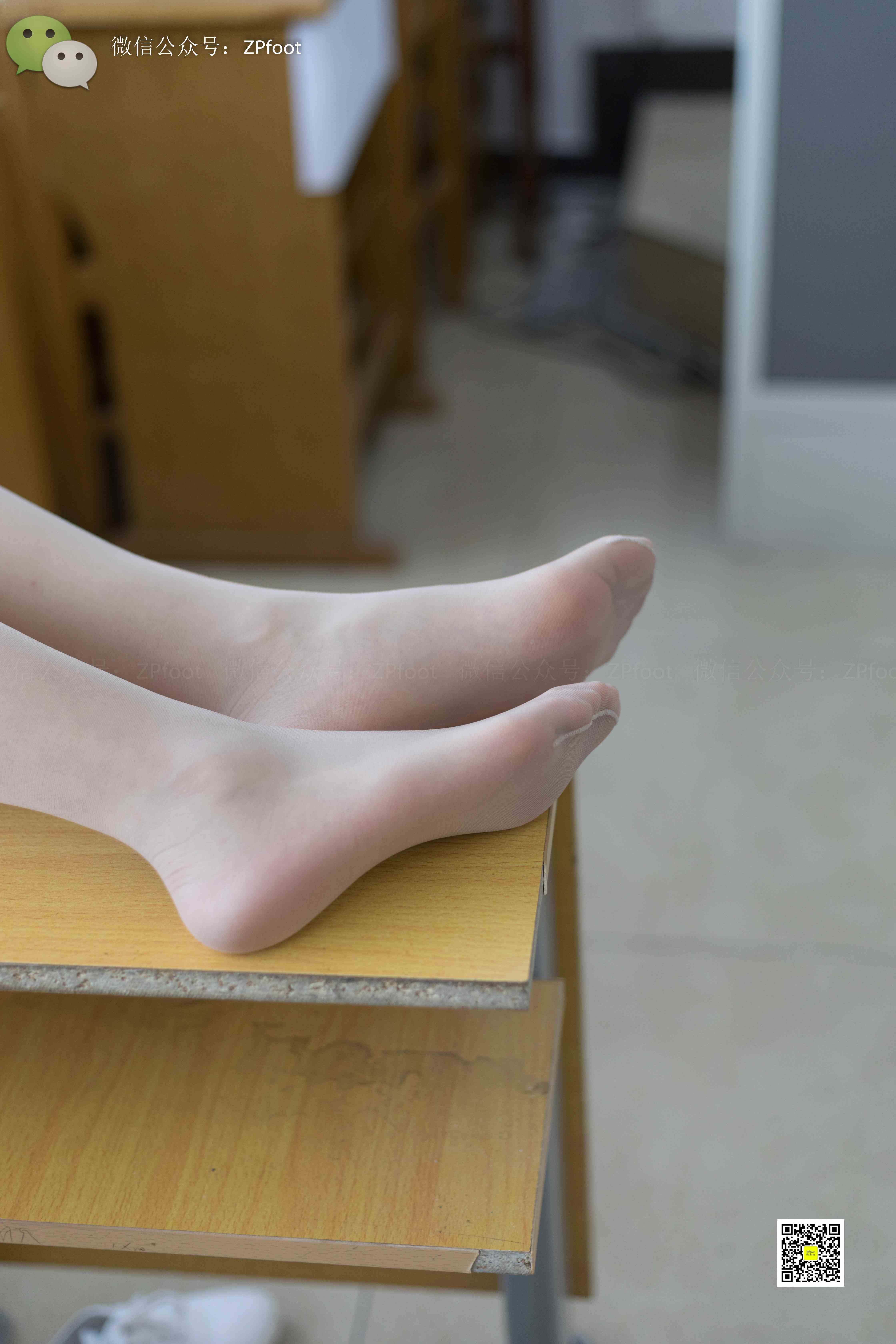 China Beauty Legs and feet 1130