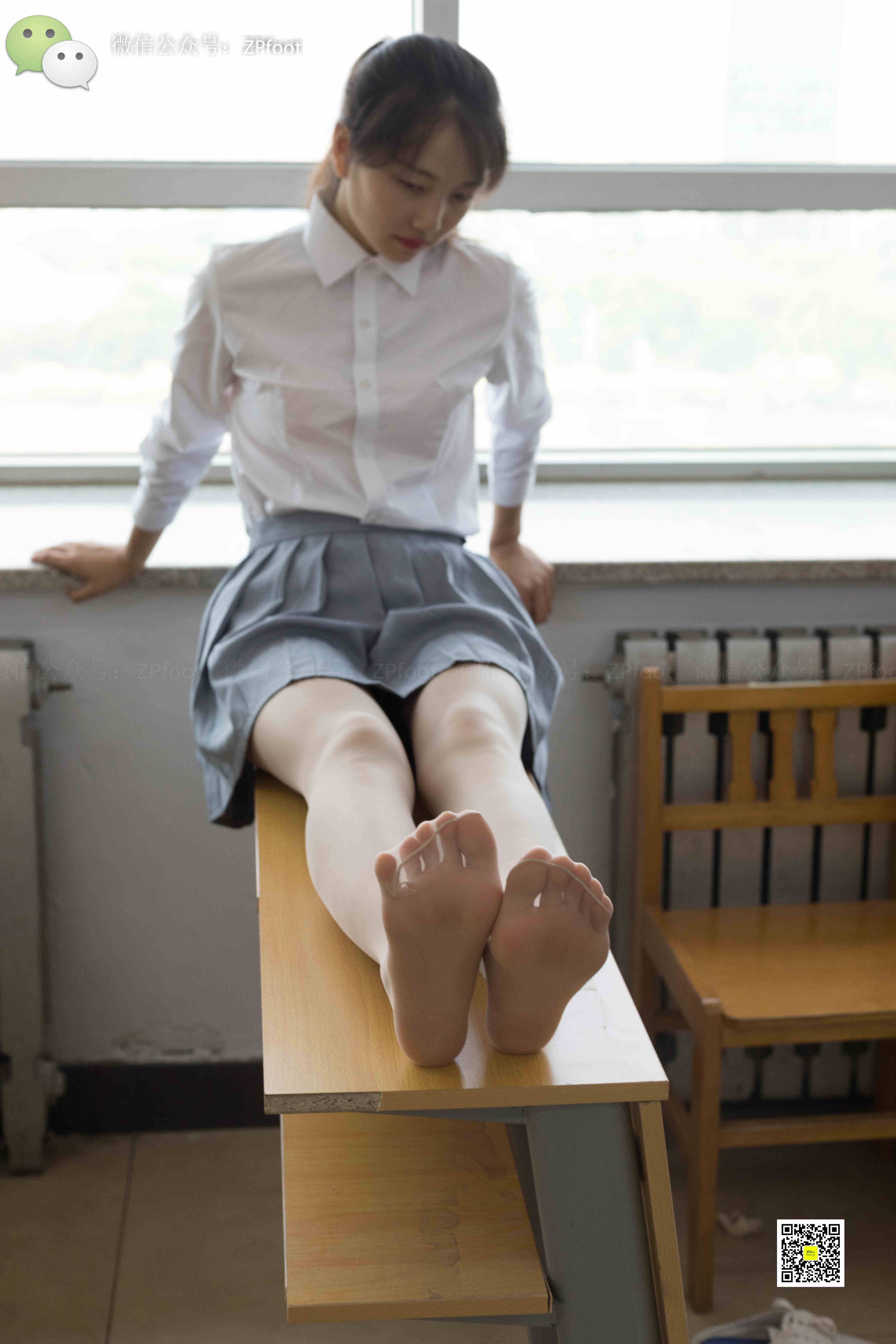 China Beauty Legs and feet 1130