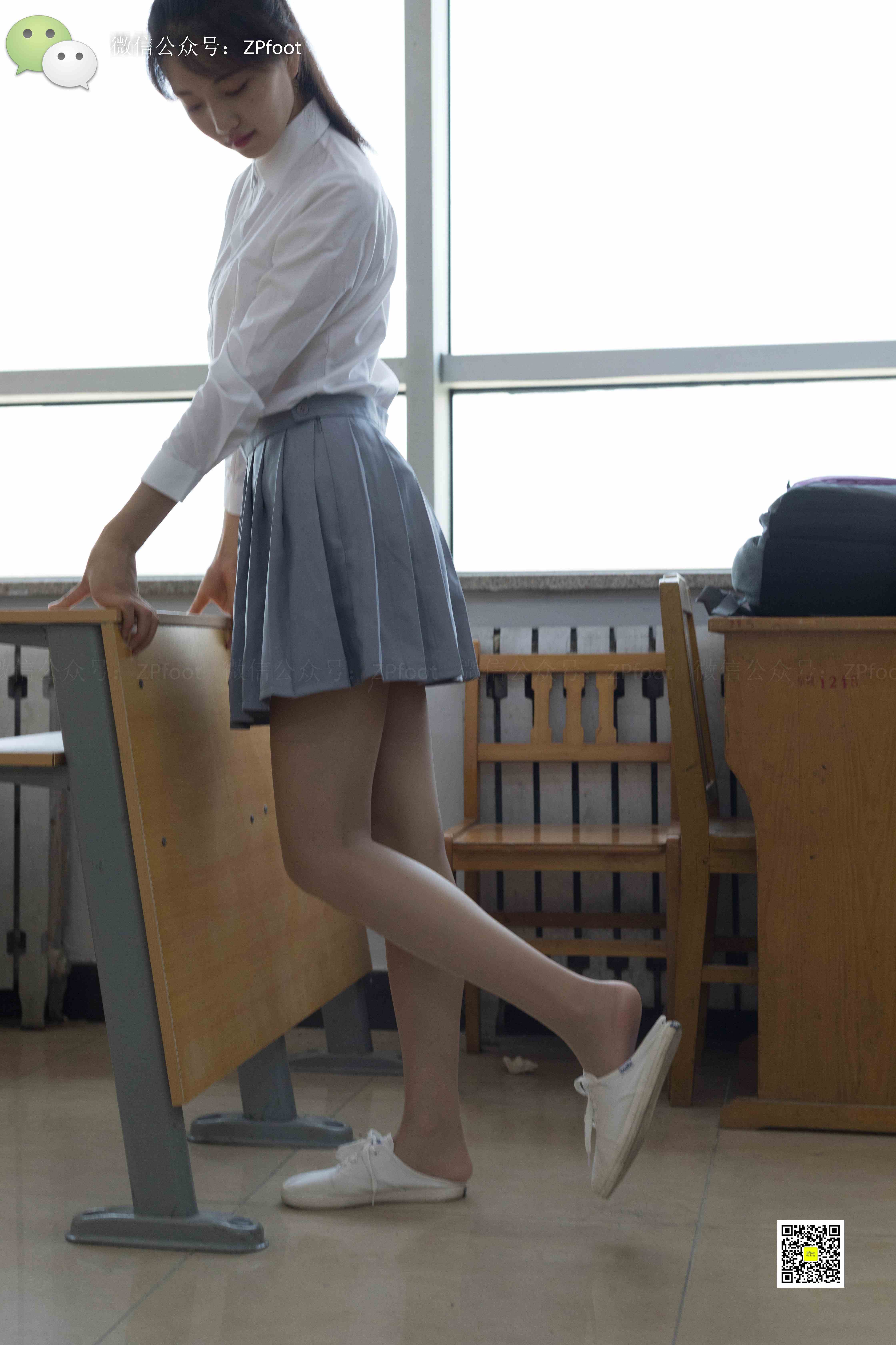 China Beauty Legs and feet 1130