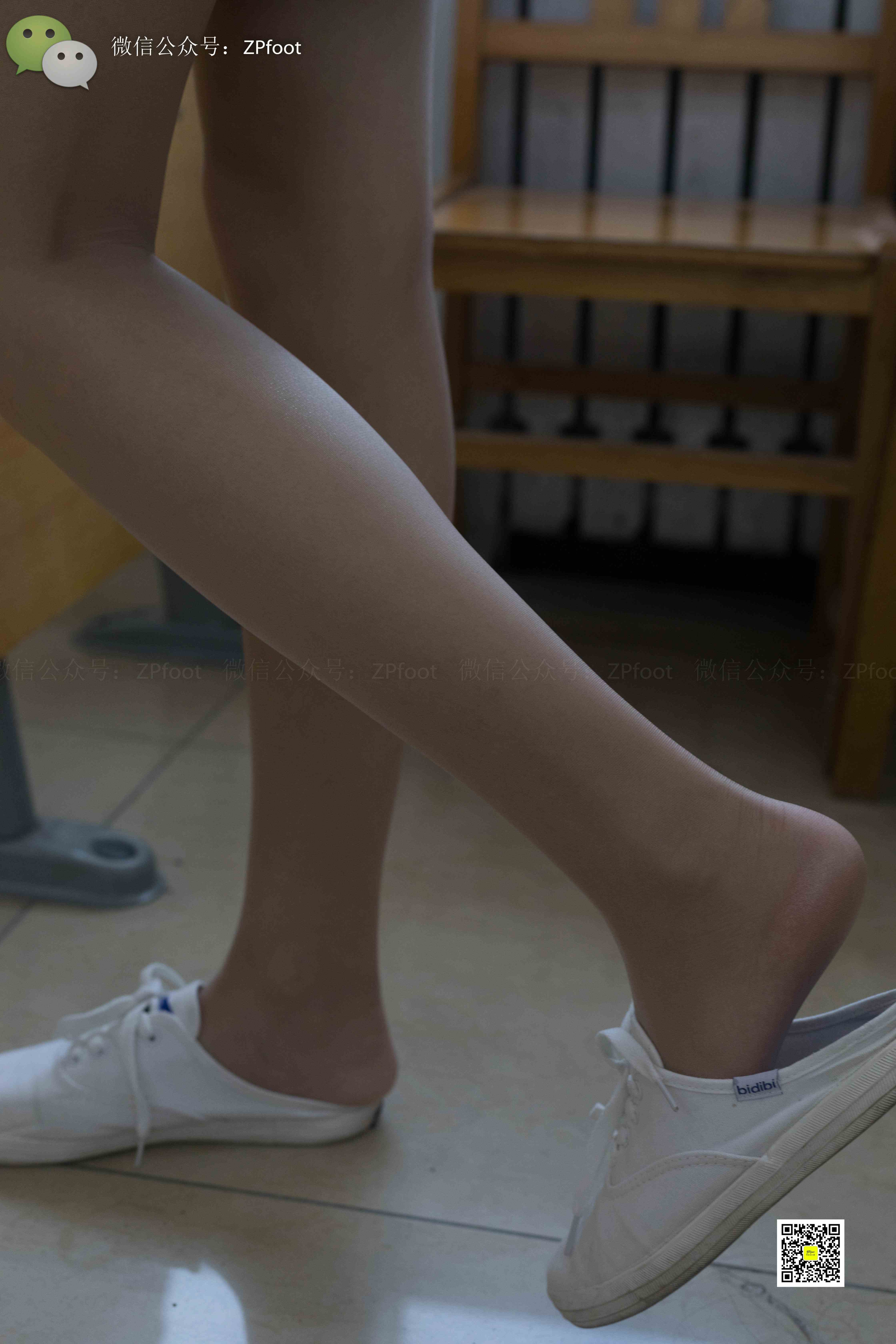 China Beauty Legs and feet 1130