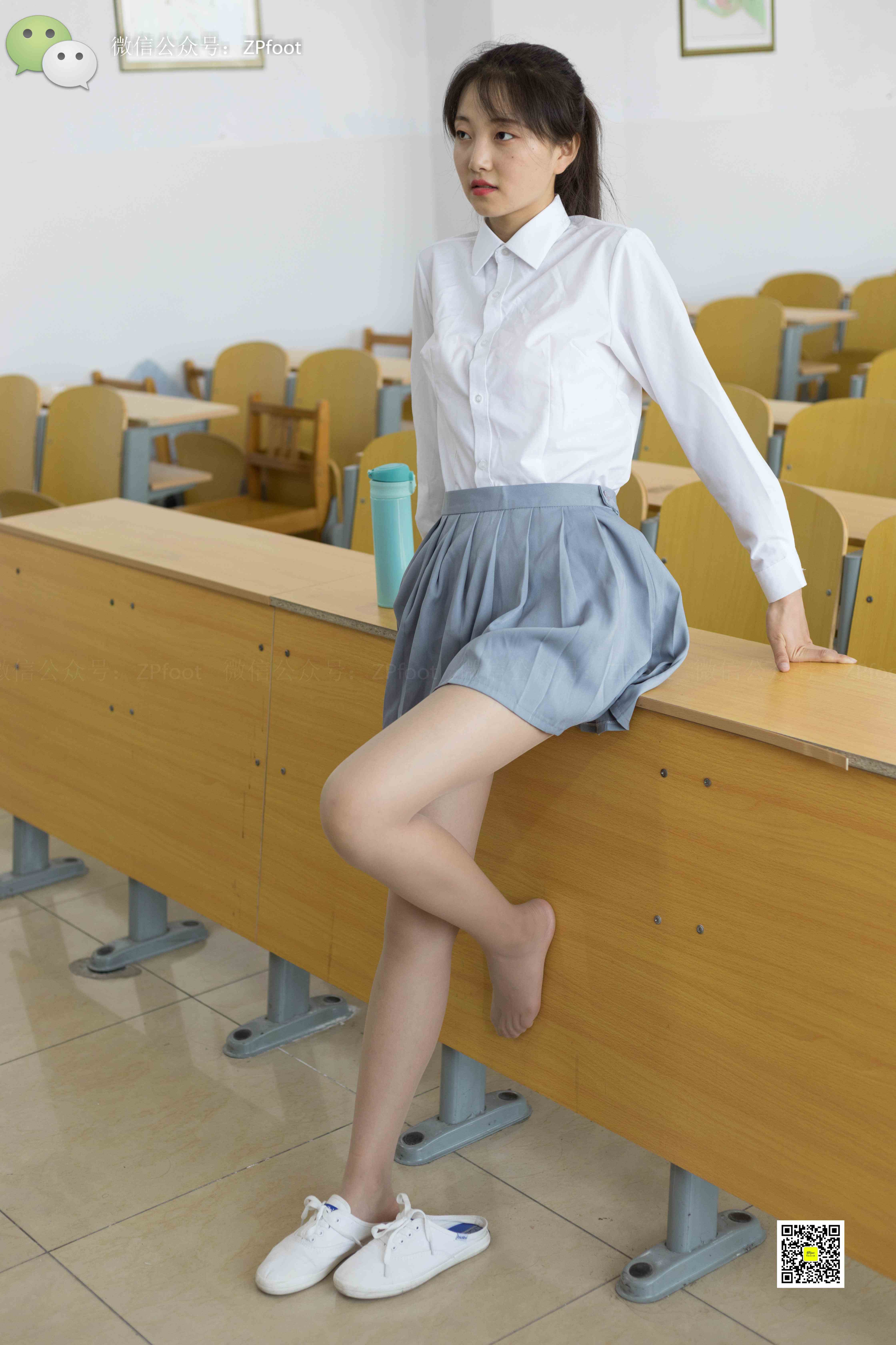 China Beauty Legs and feet 1130