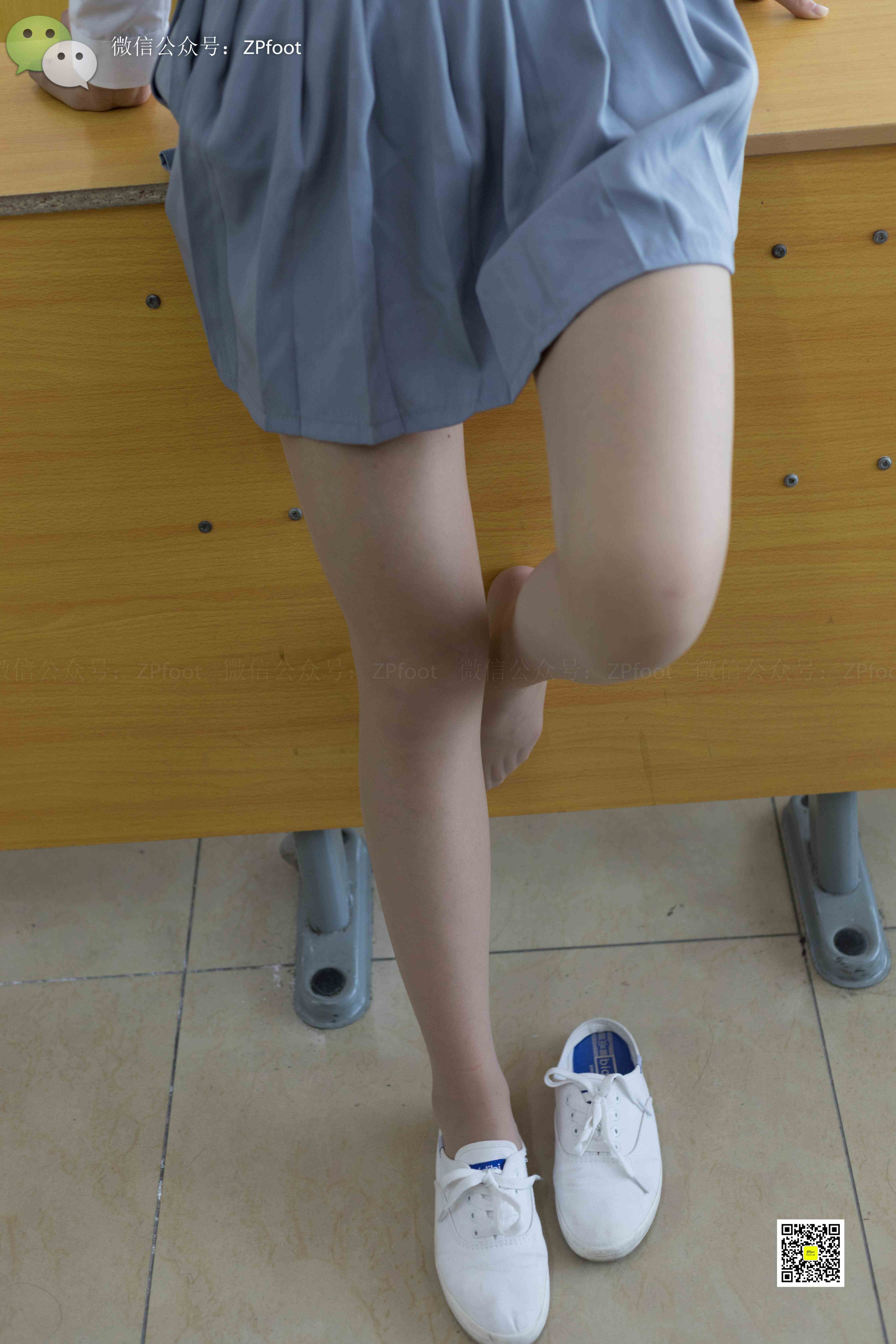 China Beauty Legs and feet 1130