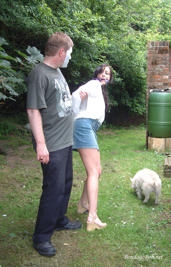 Tied Sexy Beauties 400-2